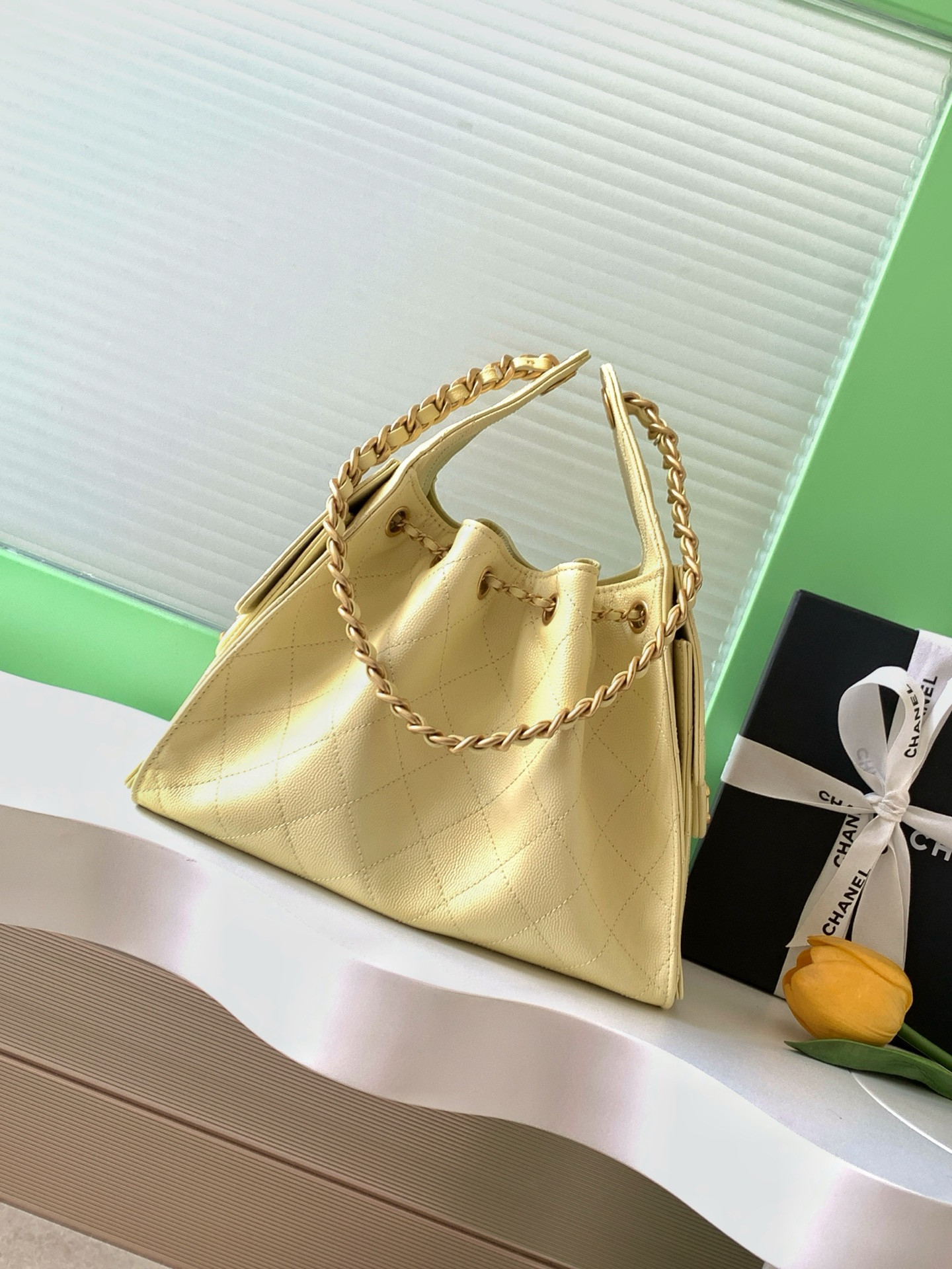CHANEL 25C Bucket Bag 26x30x14cm