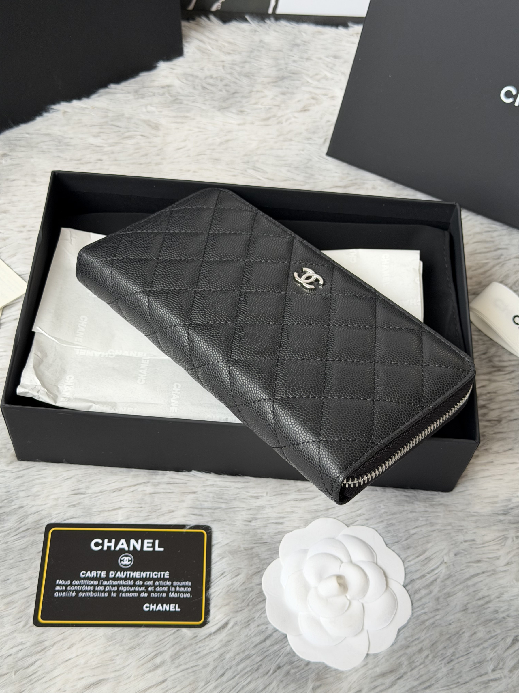 Chanel Zip Around Wallet 80758 10x19x3cm