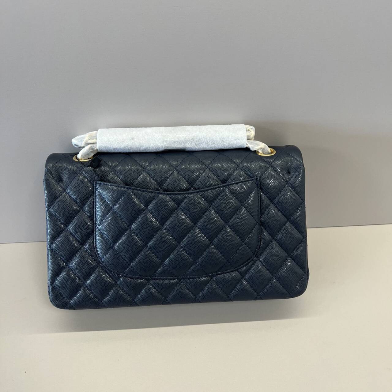 Chanel Classic Flap Bag 15x25.5x6cm