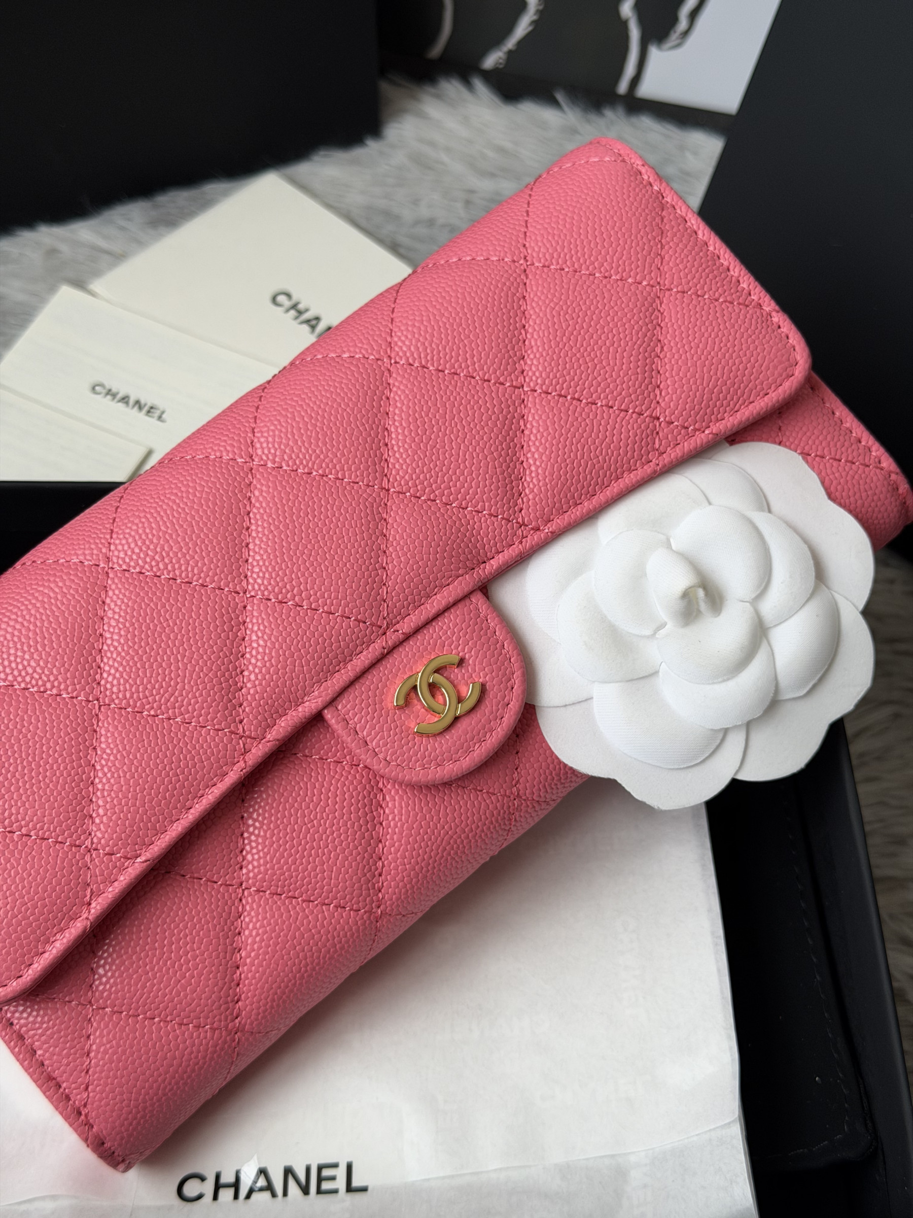Chanel Wallet 80758 10x19x3cm