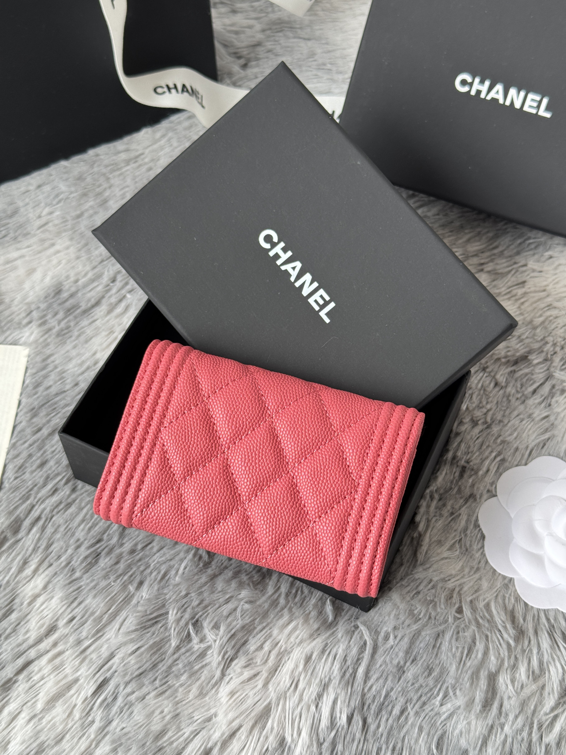 Chanel BOY CHANEL Flap Card Holder A80603 7.5x11.3x2.1cm