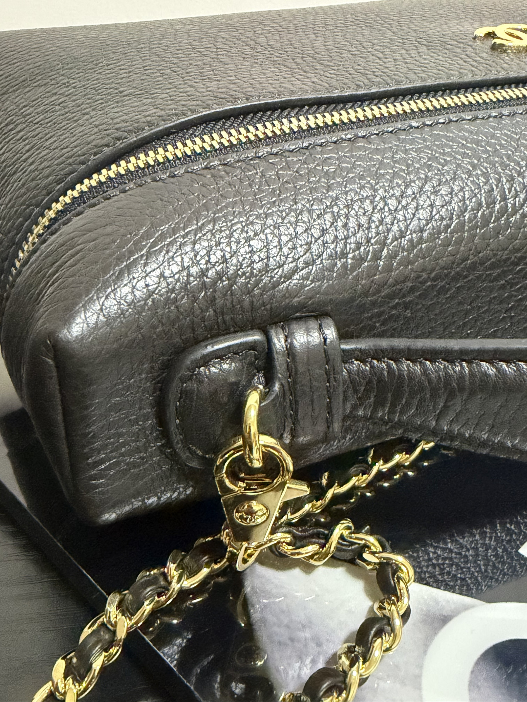 CHANEL Classic Vanity with chain Handbag AP6473 17x29x5cm