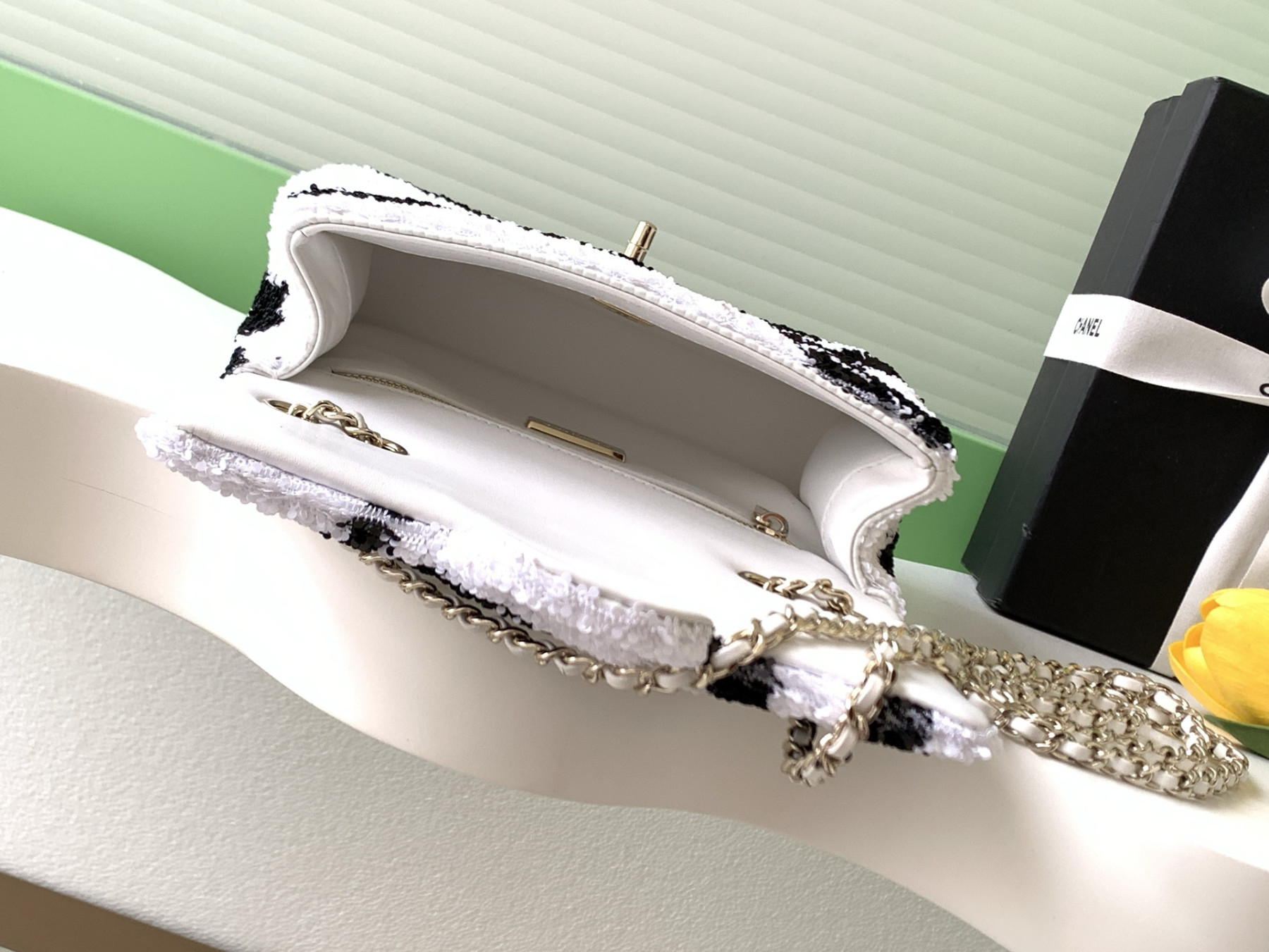 Chanel Flap Bag AS4561 14x21x8cm