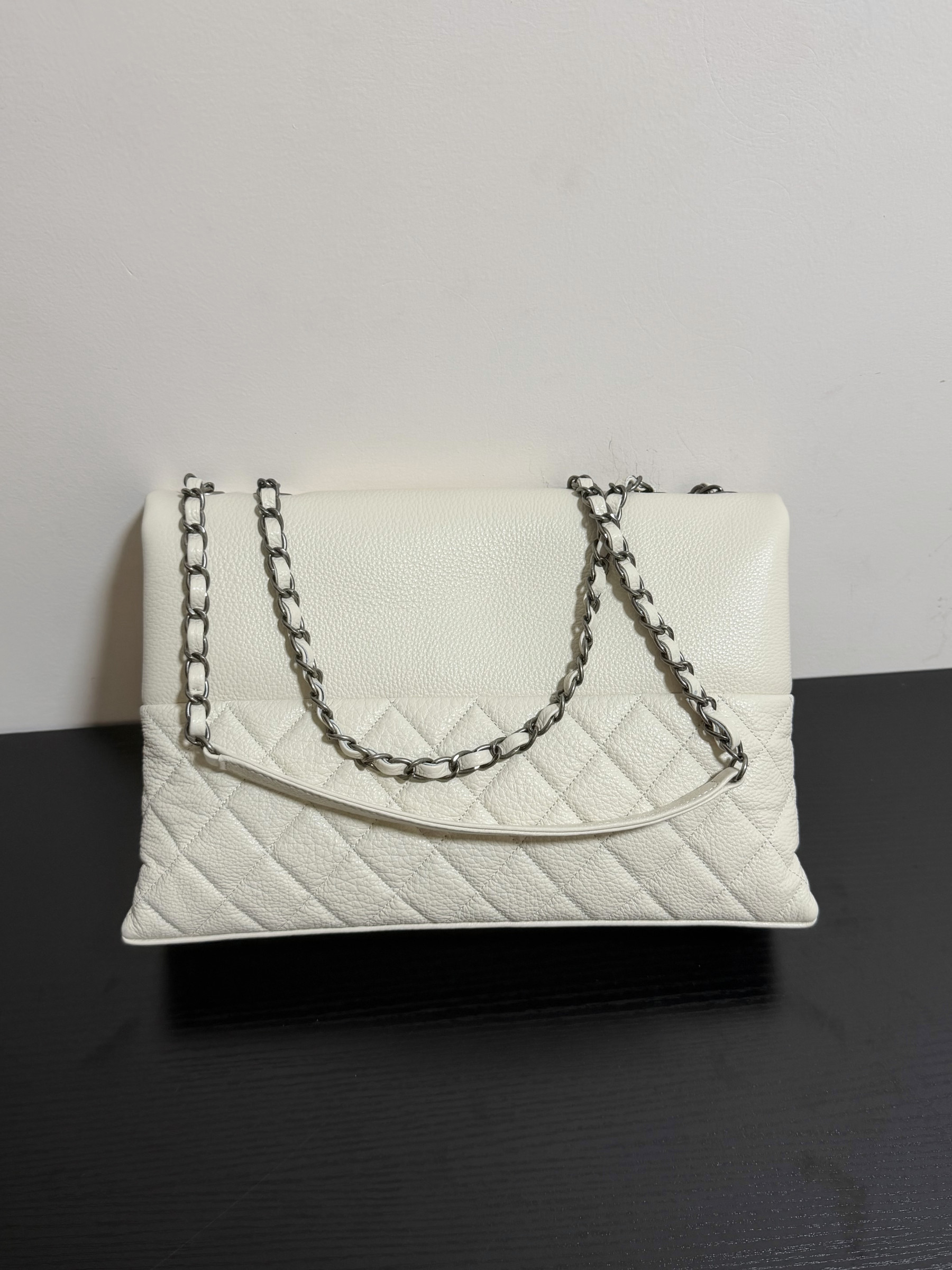 Chanel Hampton Flap Handbag AS7095 32x19x7.5cm