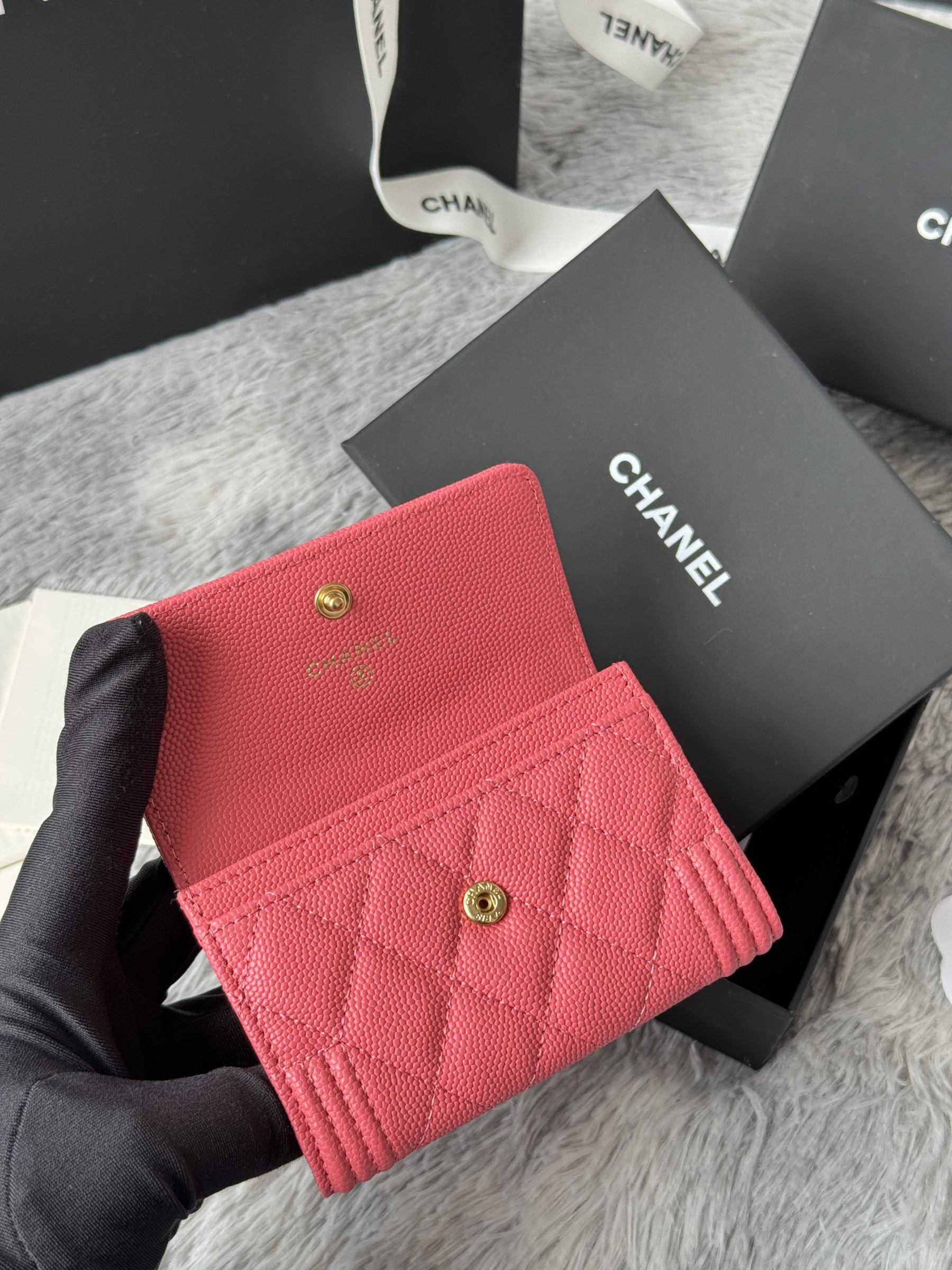 Chanel BOY CHANEL Flap Card Holder A80603 7.5x11.3x2.1cm
