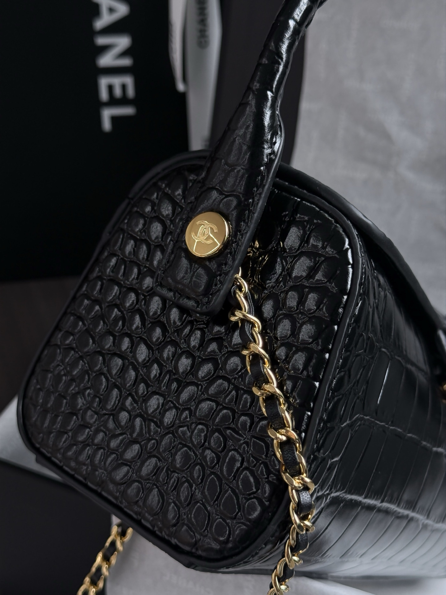 Chanel Clutch with chain AP5294 11x23x12.5cm