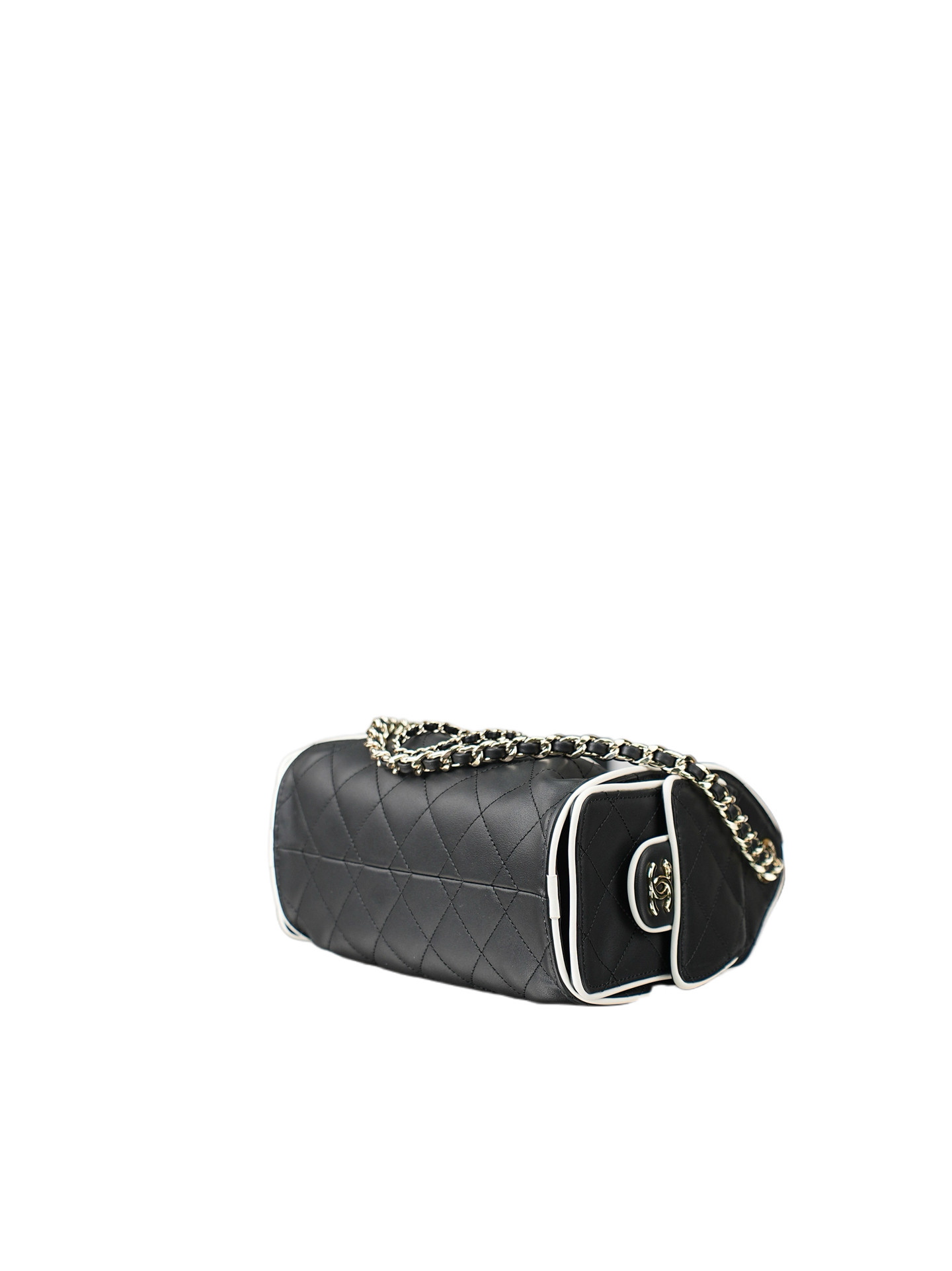 CHANEL 25C Bucket Bag 20x22x12.5cm