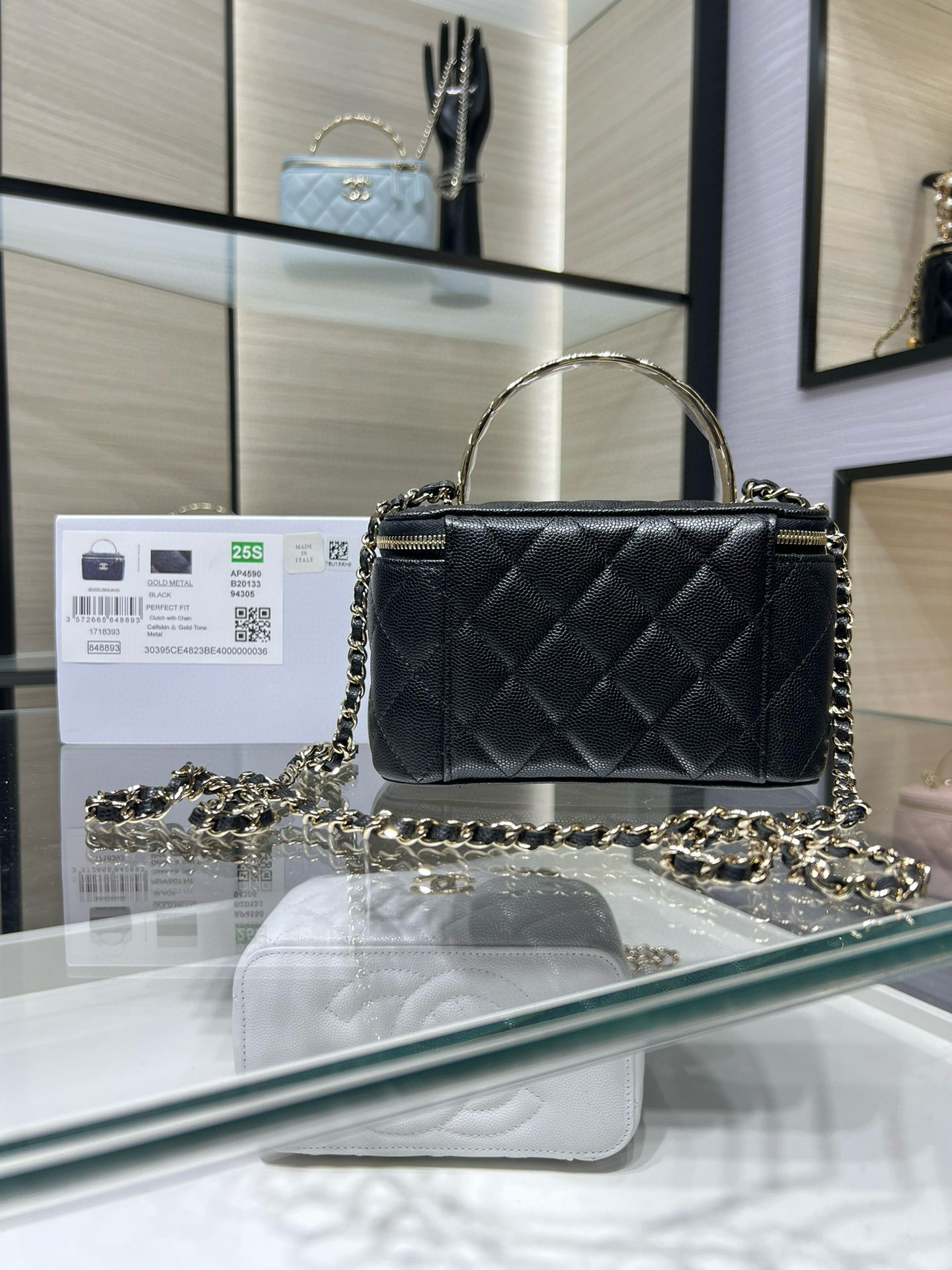 Chanel Clutch With Chain AP4590 17x9.5x8cm