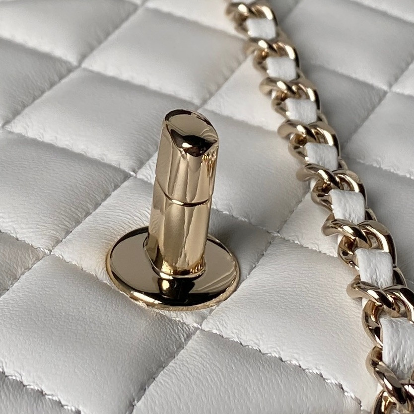 Chanel Classic Flap Handbag CF AS5758 18x13x7cm