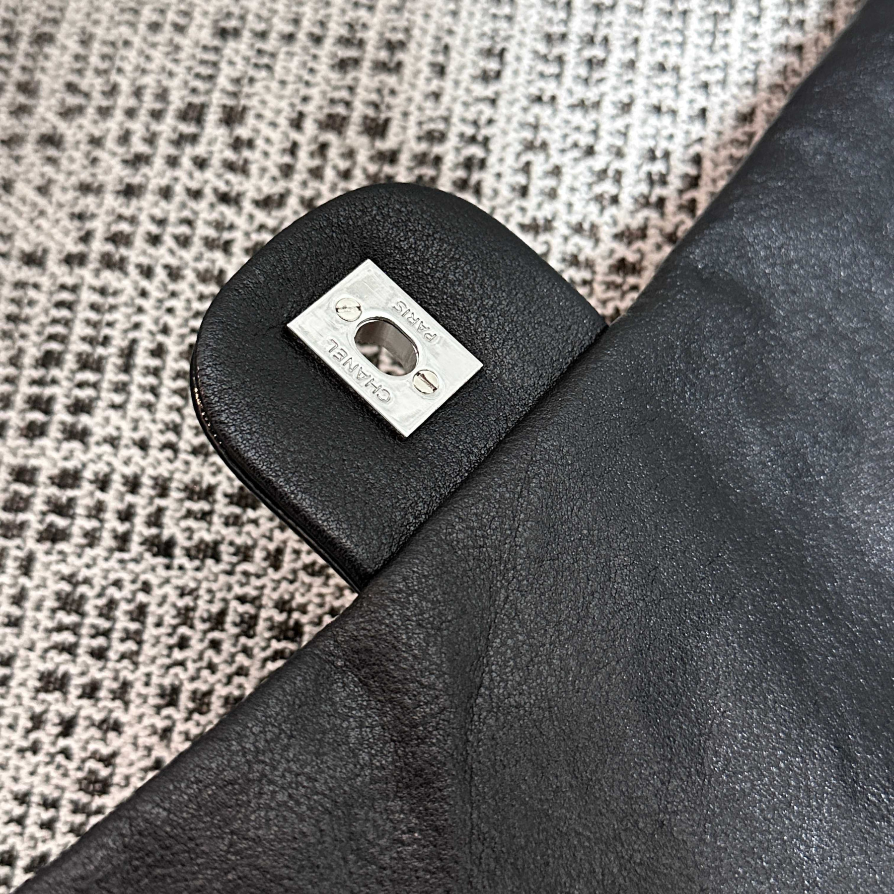 Chanel Hobo Bag 33x30x5cm
