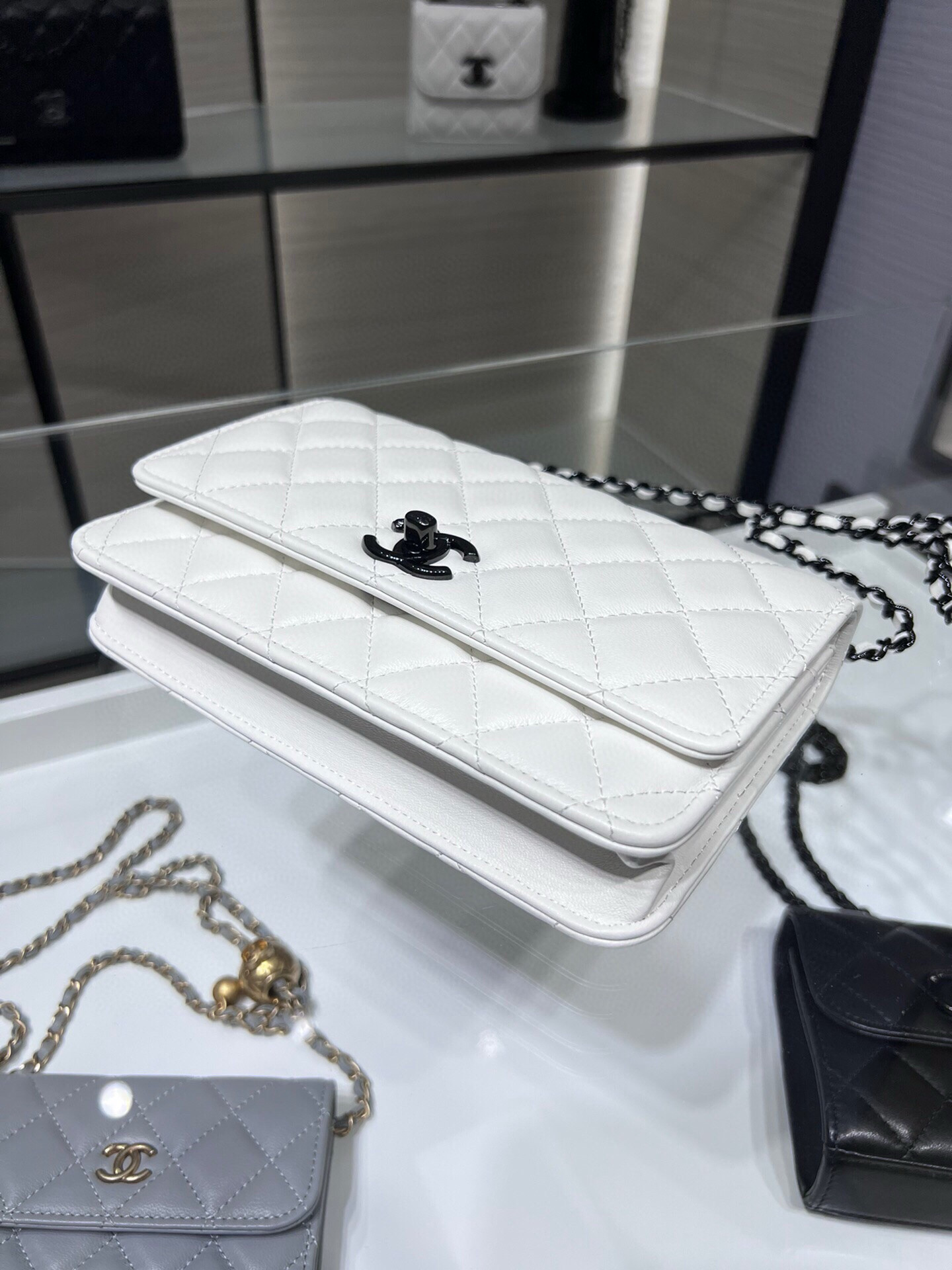 Chanel WOC Trendy CC Wallet On Chain 19x12x3.5cm