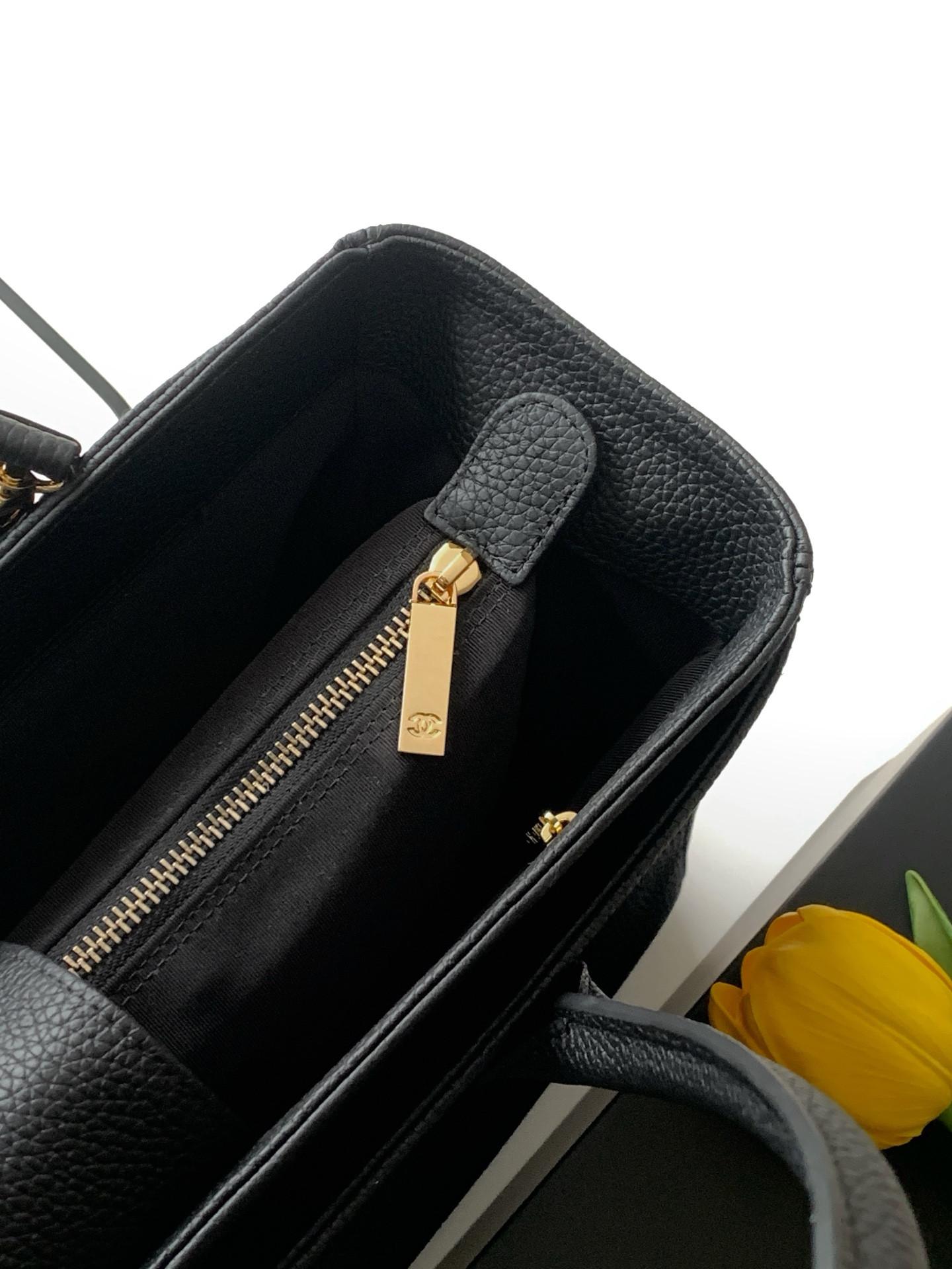 Chanel Shopping Bag AS2157 24x36x14cm