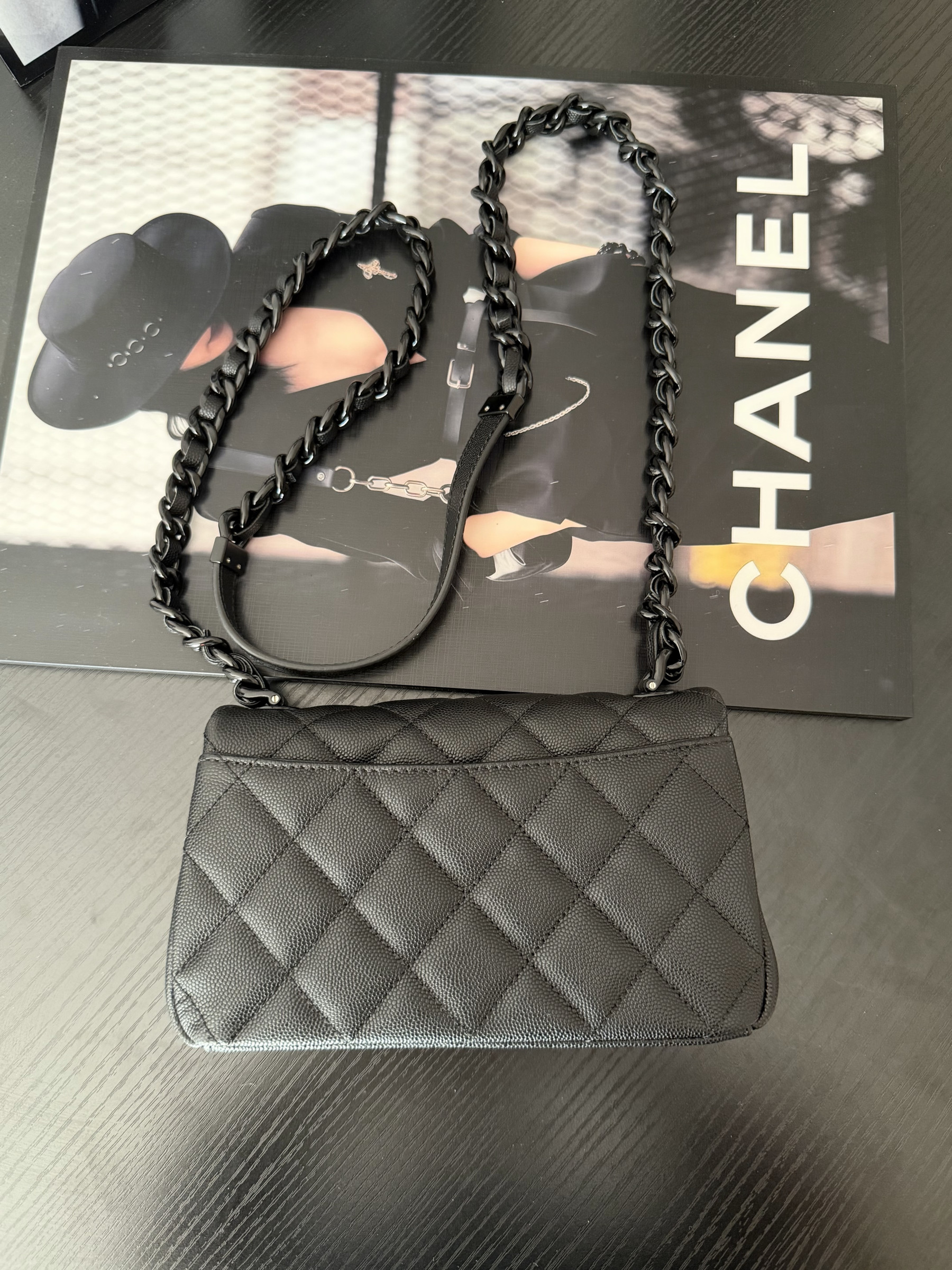 Chanel Flap Bag AS2302 20x12.5x6cm