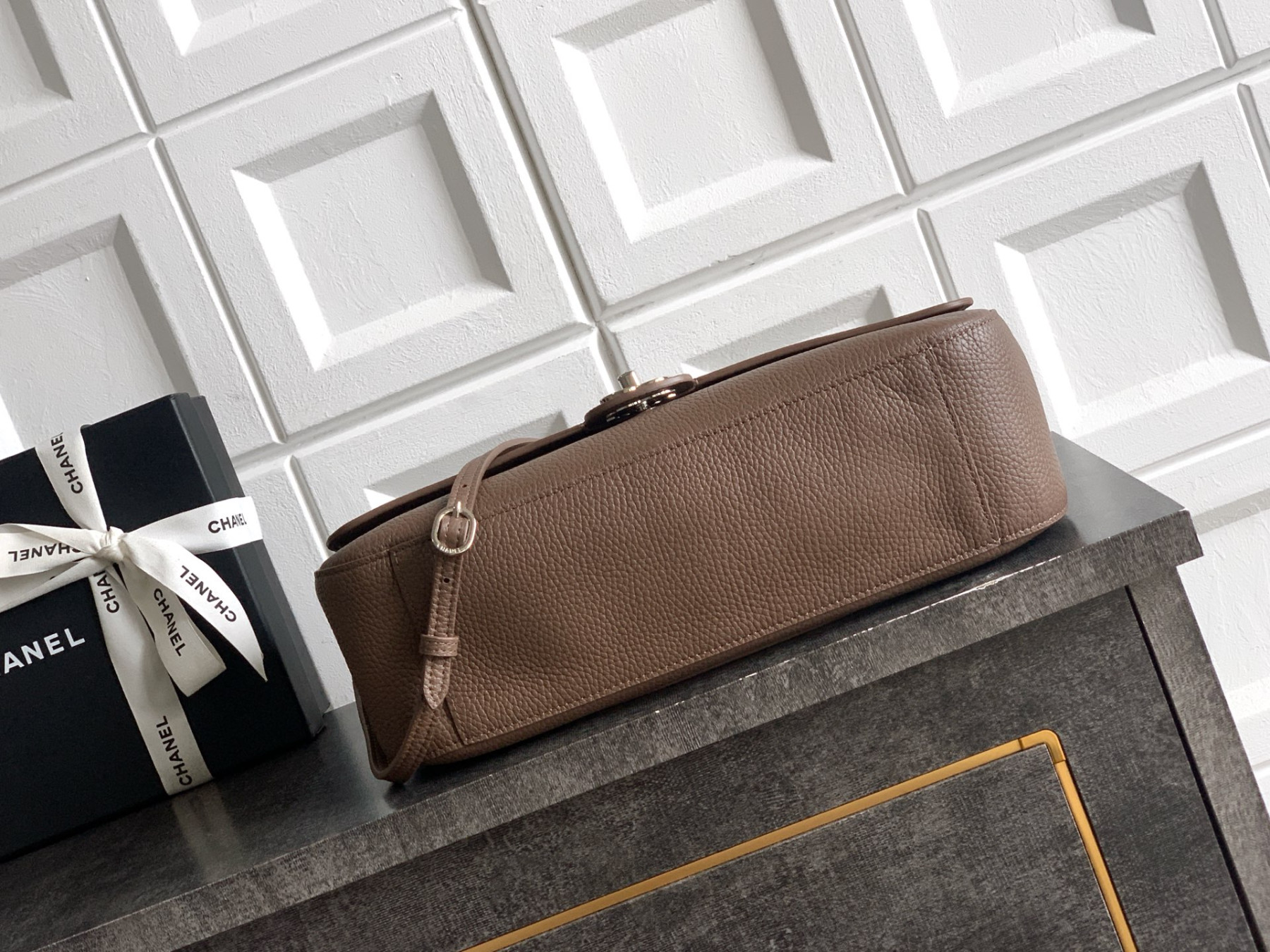 Chanel Maxi Flapbag AS6231 19.5x32x10cm