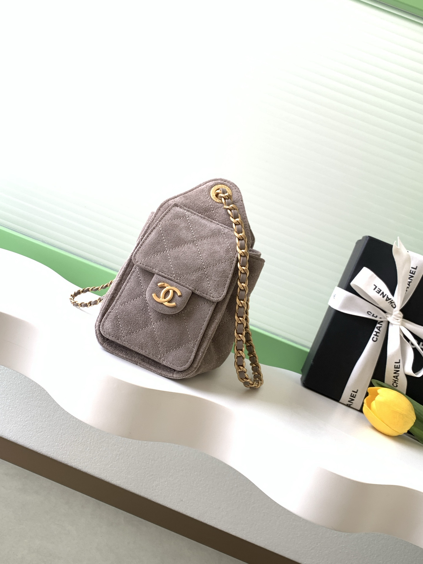 CHANEL 25C Bucket Bag 20x22x12.5cm