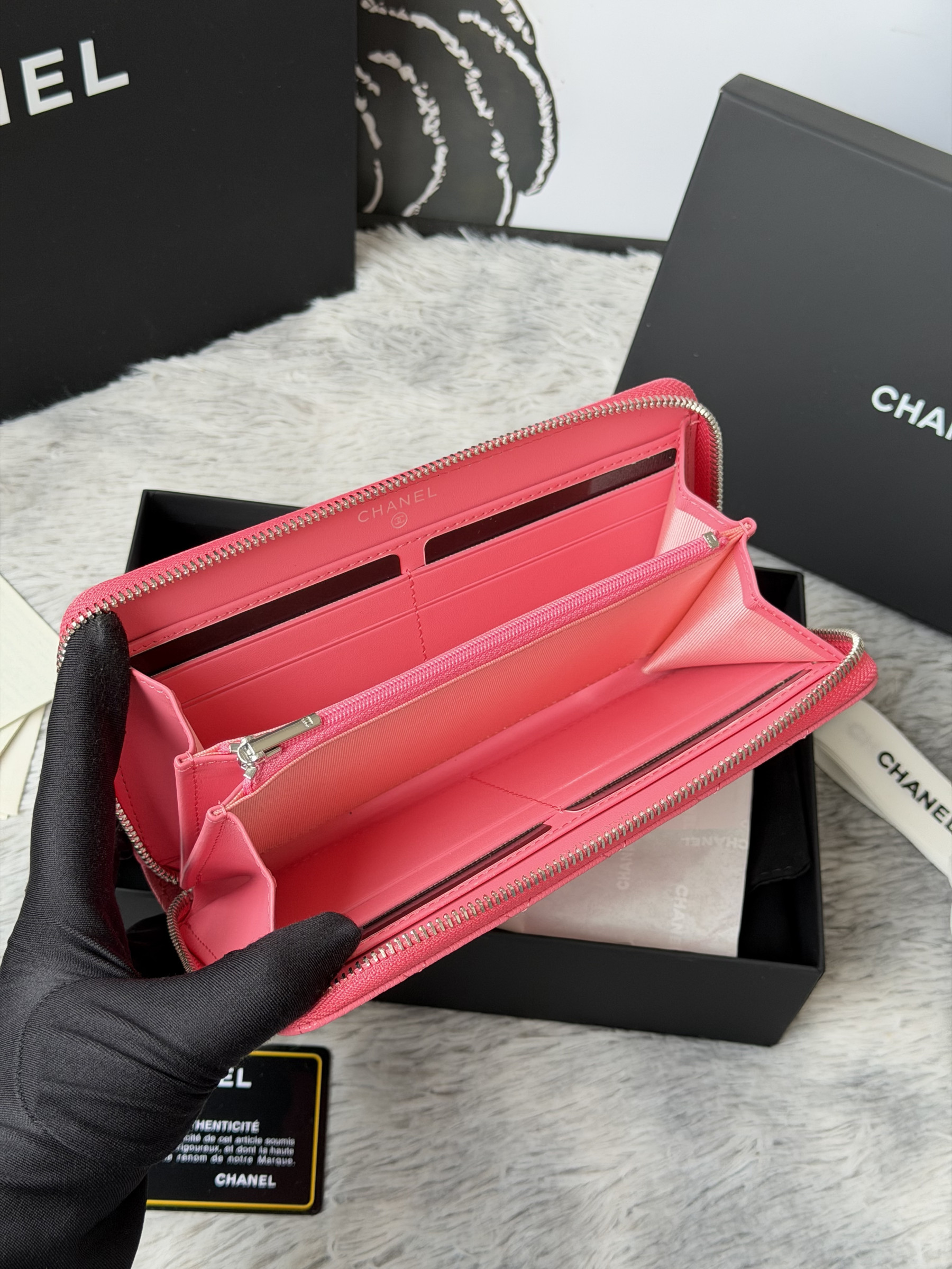 Chanel Zip Around Wallet 80758 10x19x3cm
