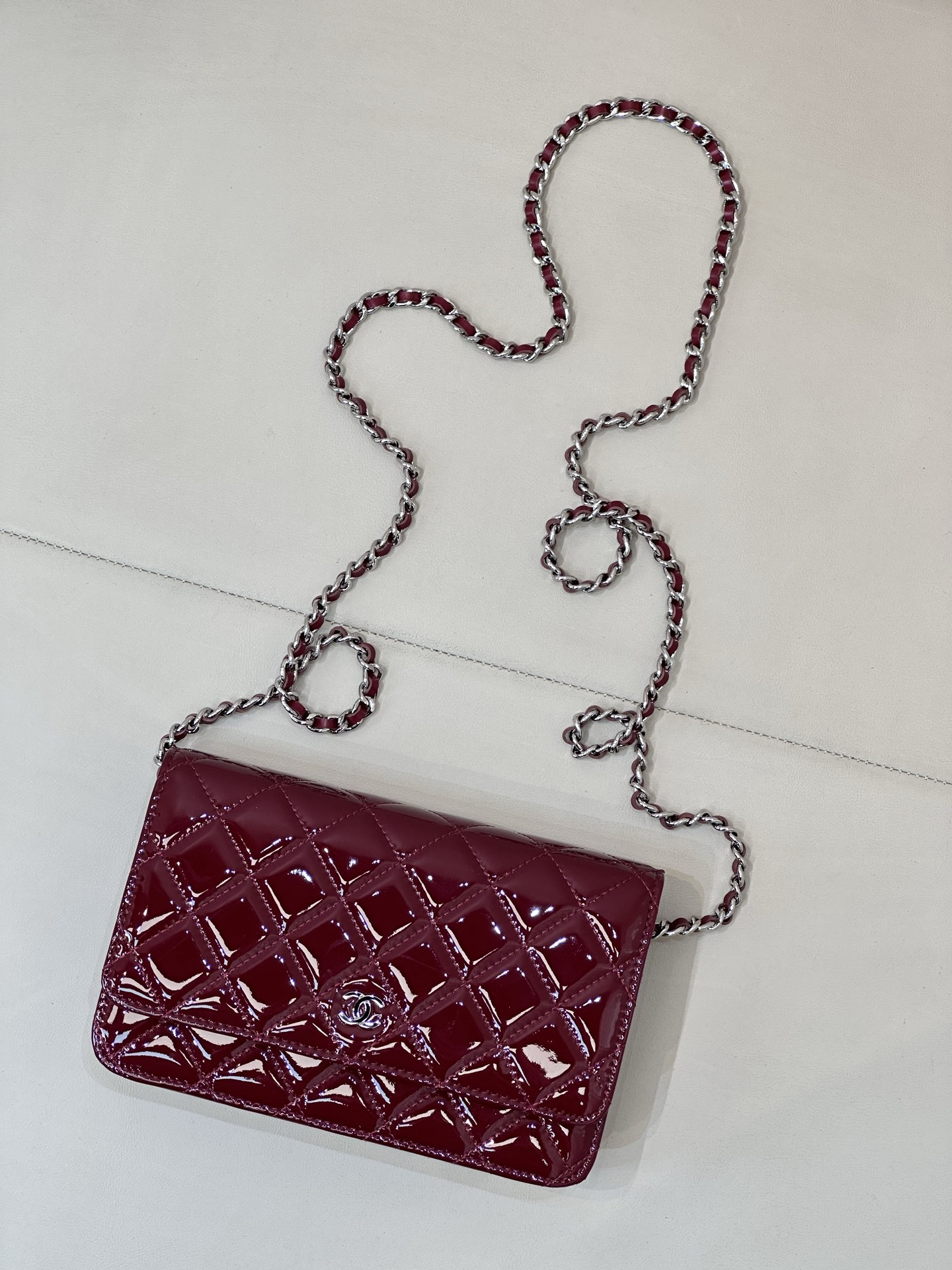 CHANEL WOC CLASSIC WALLET ON CHAIN 13x19cm