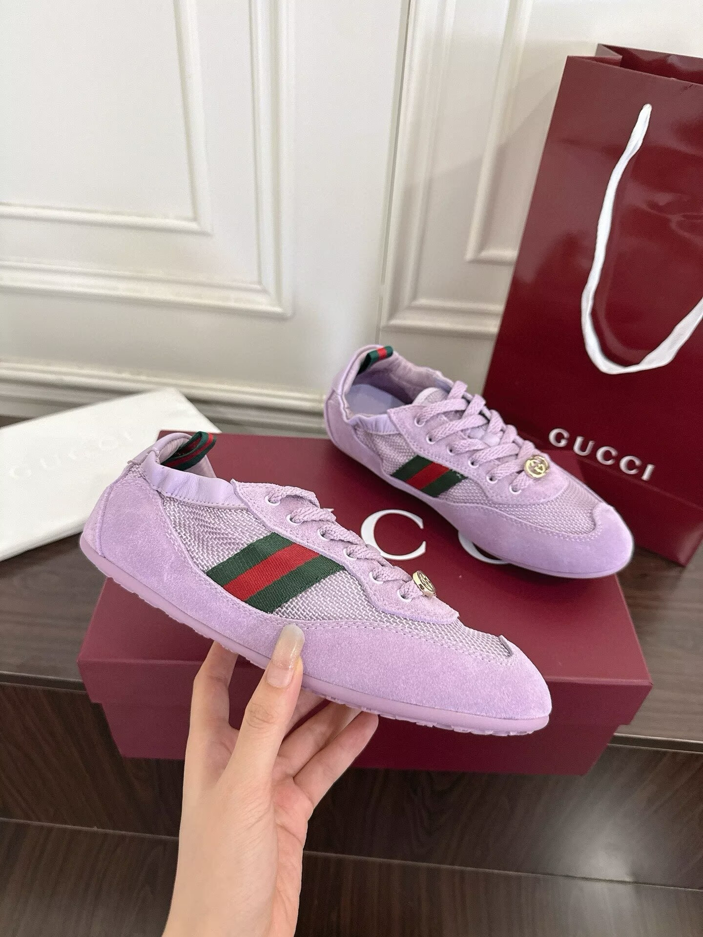 ua Gvc*1 women