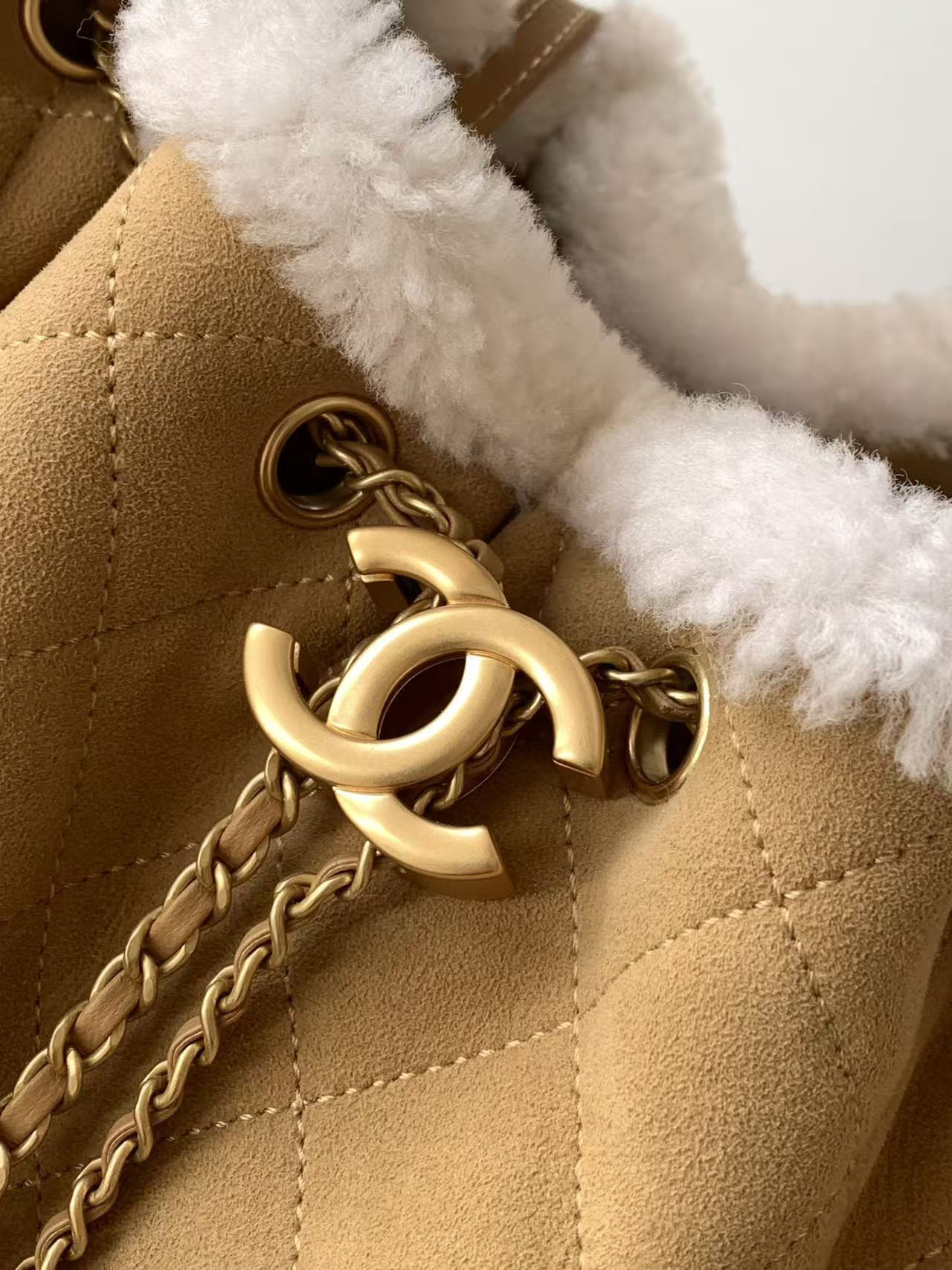 CHANEL 25C Bucket BAG 40x30x15cm
