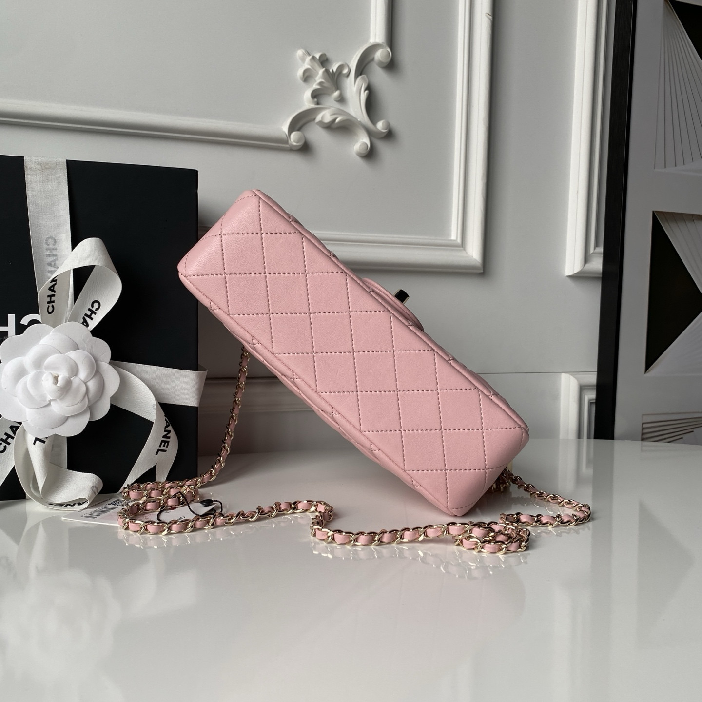 Chanel Classic Flap Handbag CF AS5756 14.5x23.5x7cm