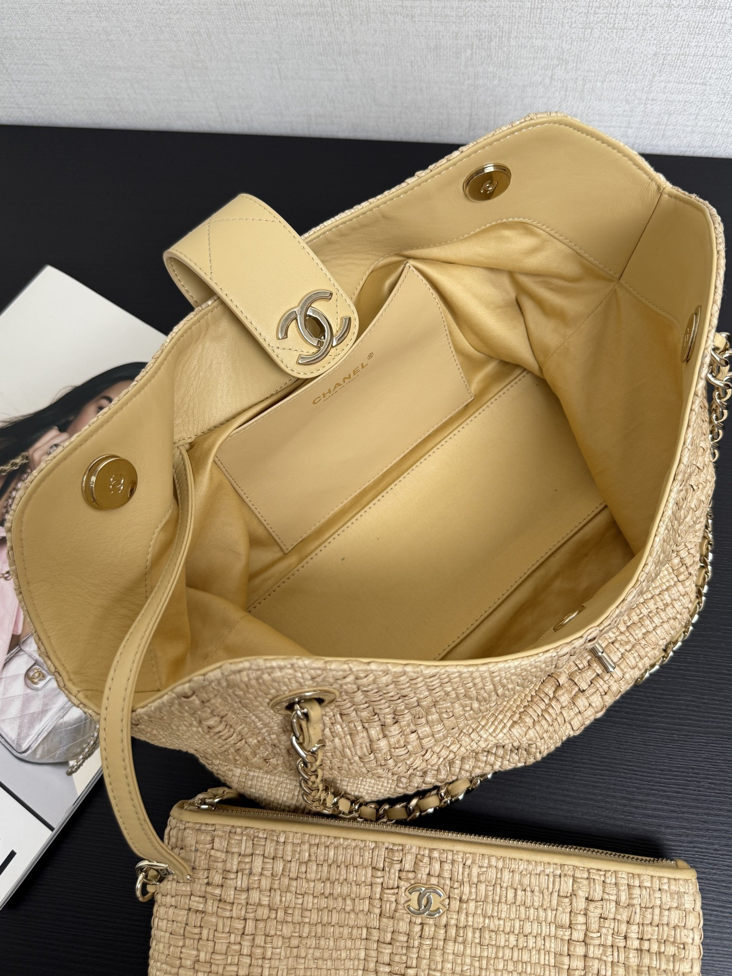 Chanel Shopping Bag 26x40x12cm