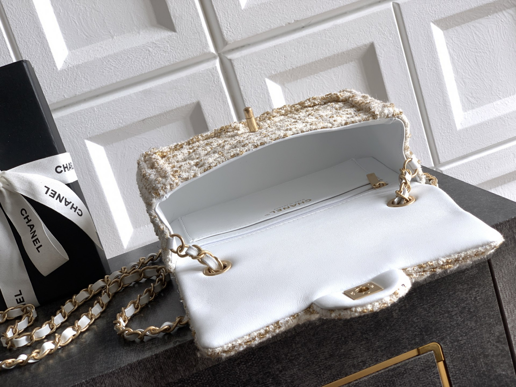 Chanel Mini Flap Bag 20x12x6cm