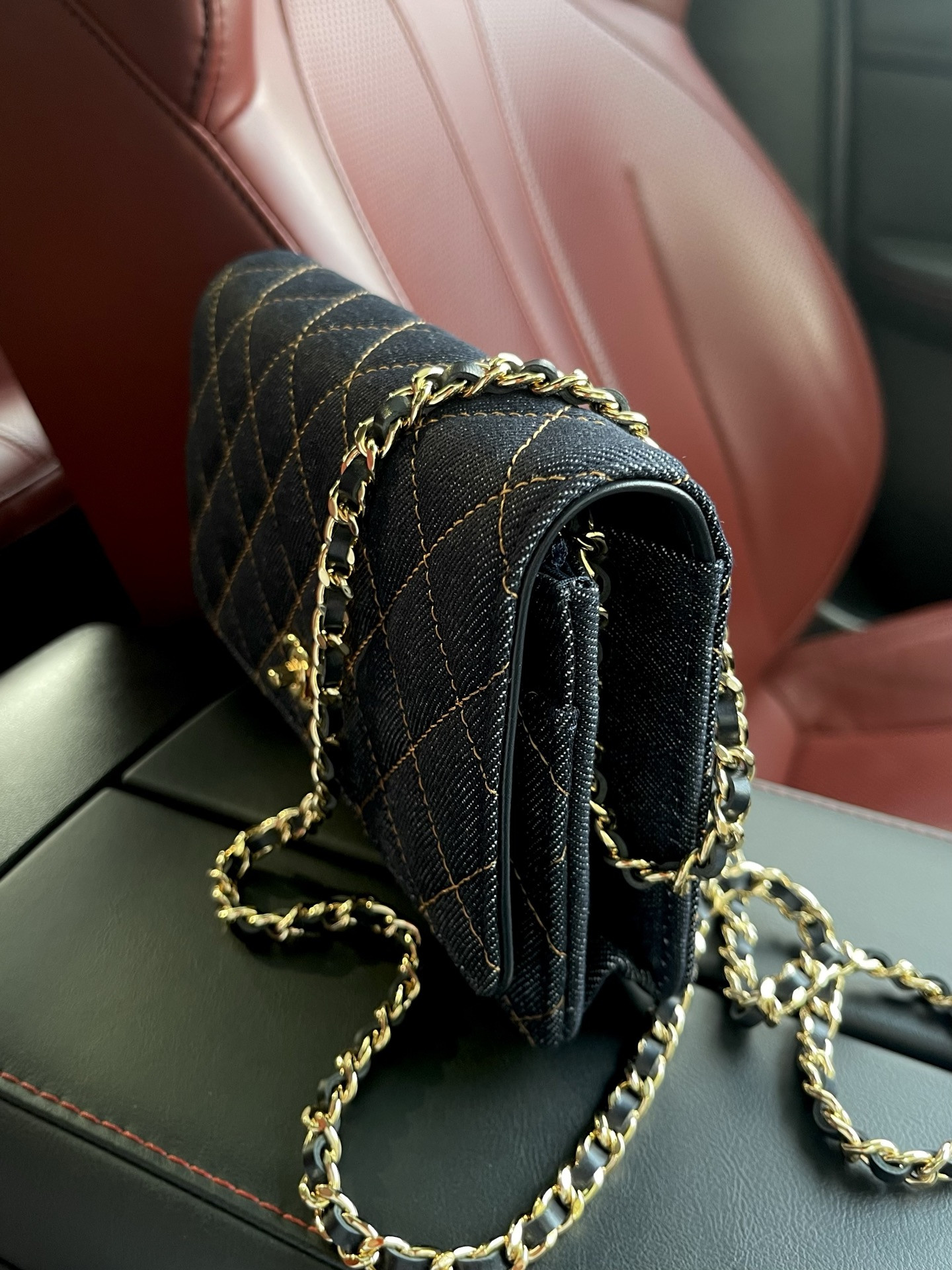 CHANEL WOC CLASSIC WALLET ON CHAIN 19.5x12x3.5cm