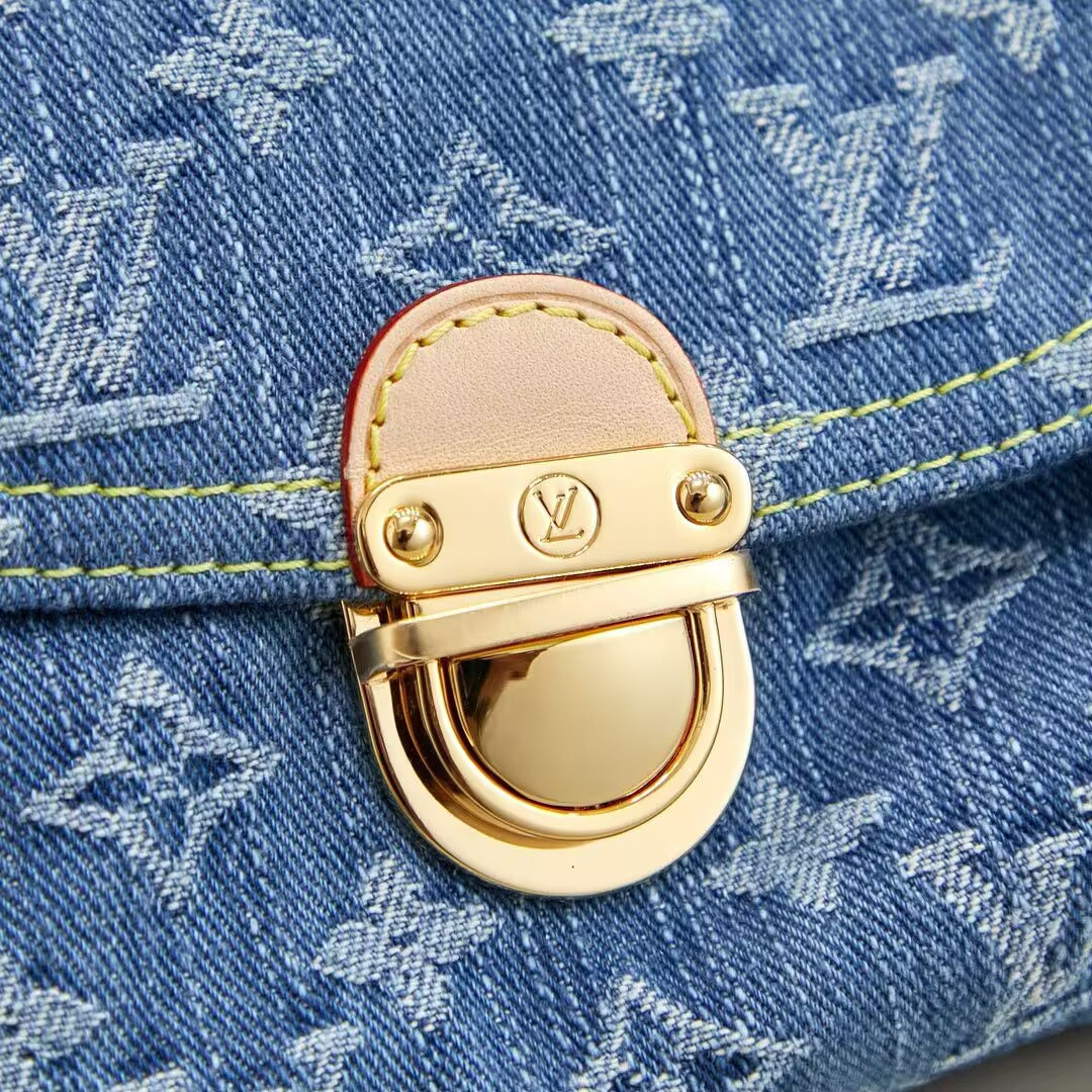 LV Denim Mini Pleaty Handbag M95050 26x15x9cm