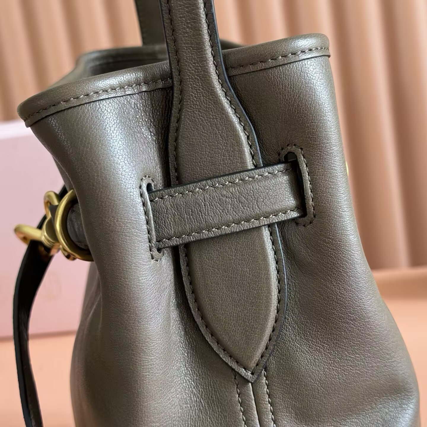 Miu Miu Aventure Nappa Leather Bucket Bag 31x30x13cm