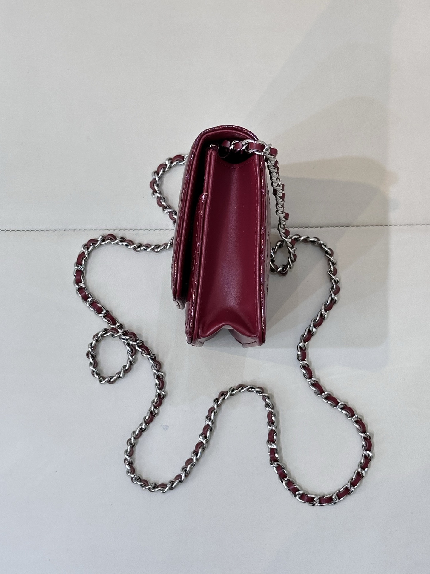 CHANEL WOC CLASSIC WALLET ON CHAIN 13x19cm