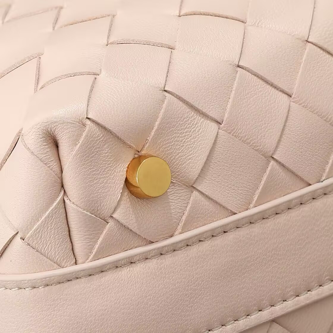 Bottega Veneta Mini Wallace 13x20x9.5cm