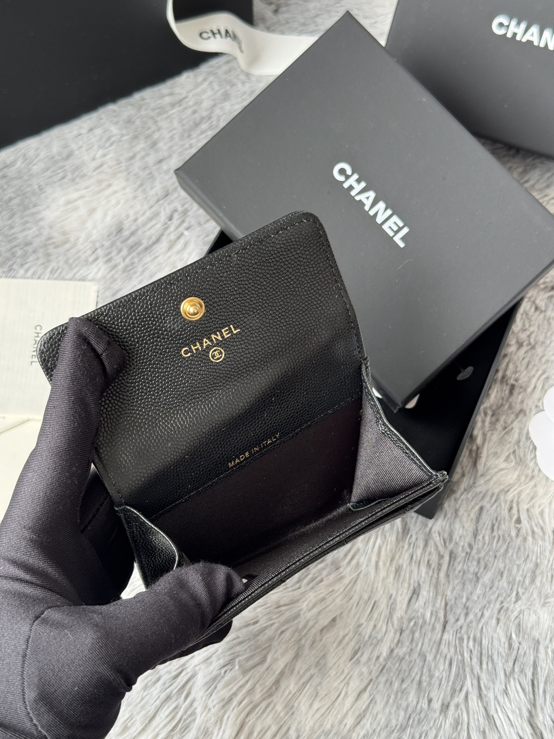Chanel BOY CHANEL Flap Card Holder A80603 7.5x11.3x2.1cm