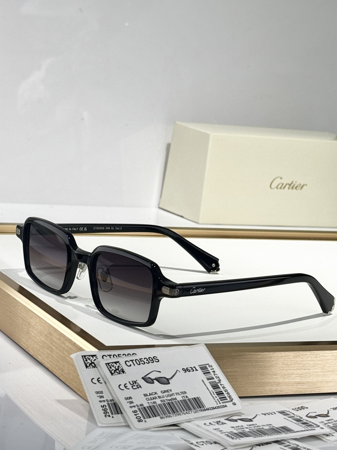 Ca*t1er photo chromic glasses ct0539s 49-22-145