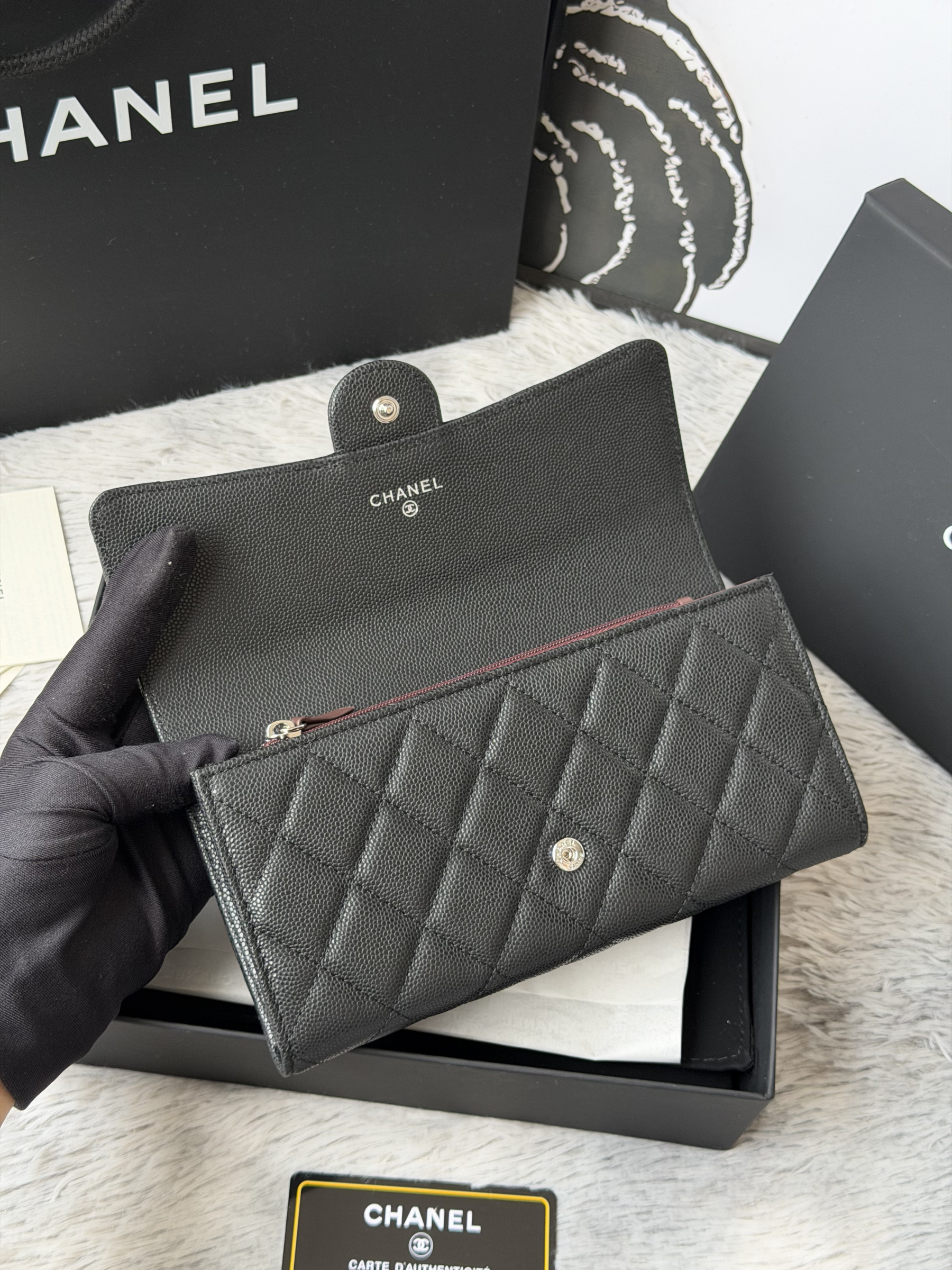 Chanel Wallet 80758 10x19x3cm
