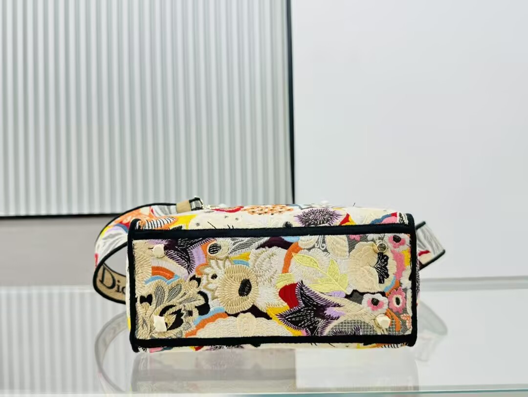 Dior Medium Lady D-Lite Bag 24x20x11cm