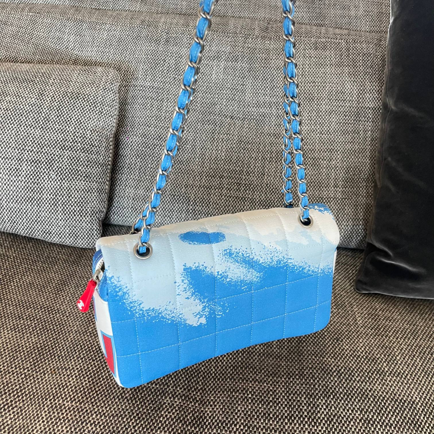 Chanel Surf Line Flap Bag 25x15x6cm