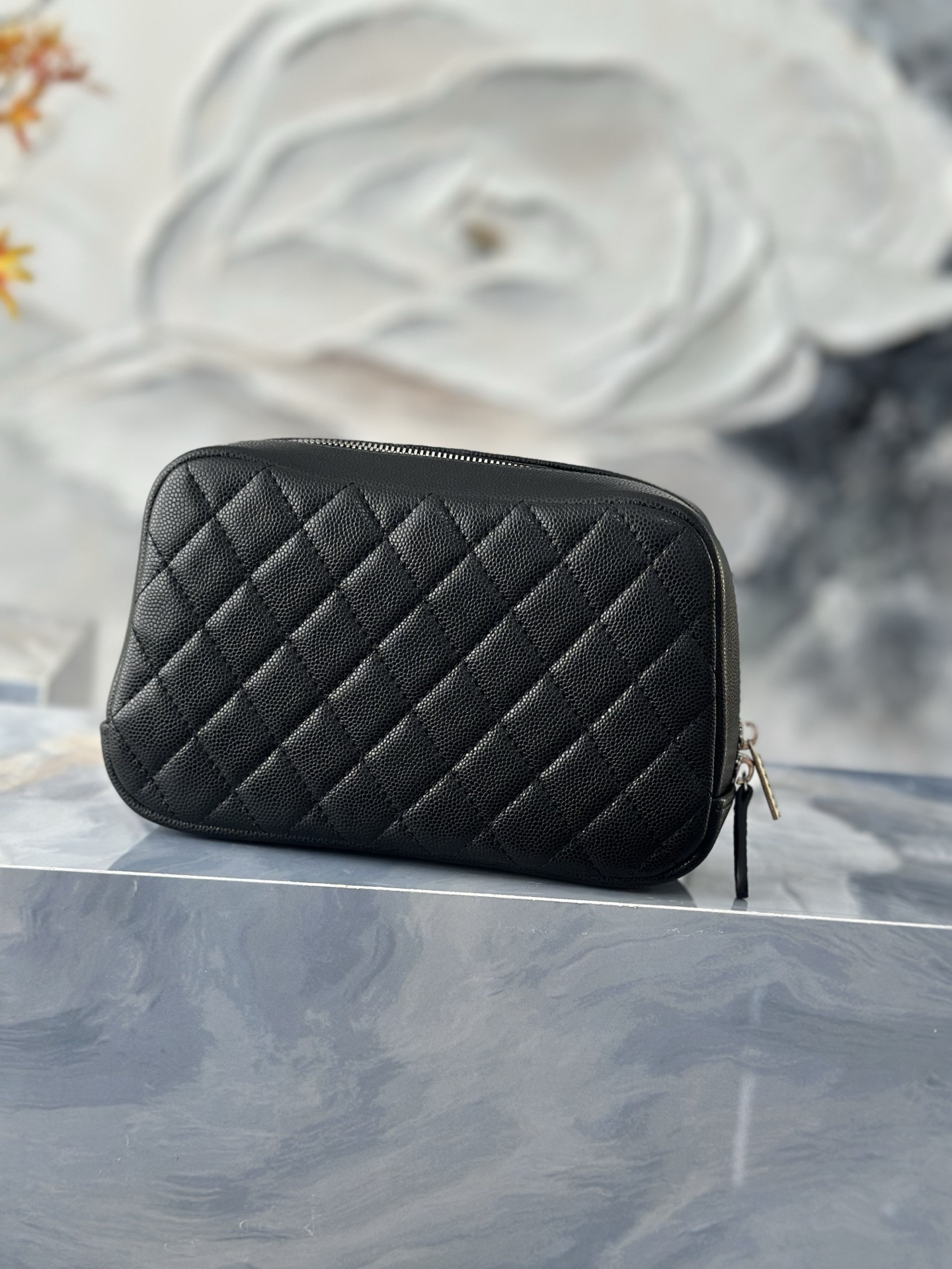 Chanel Quilted Cosmetic Bag Silver Hardware A31102 18.5x6x11cm