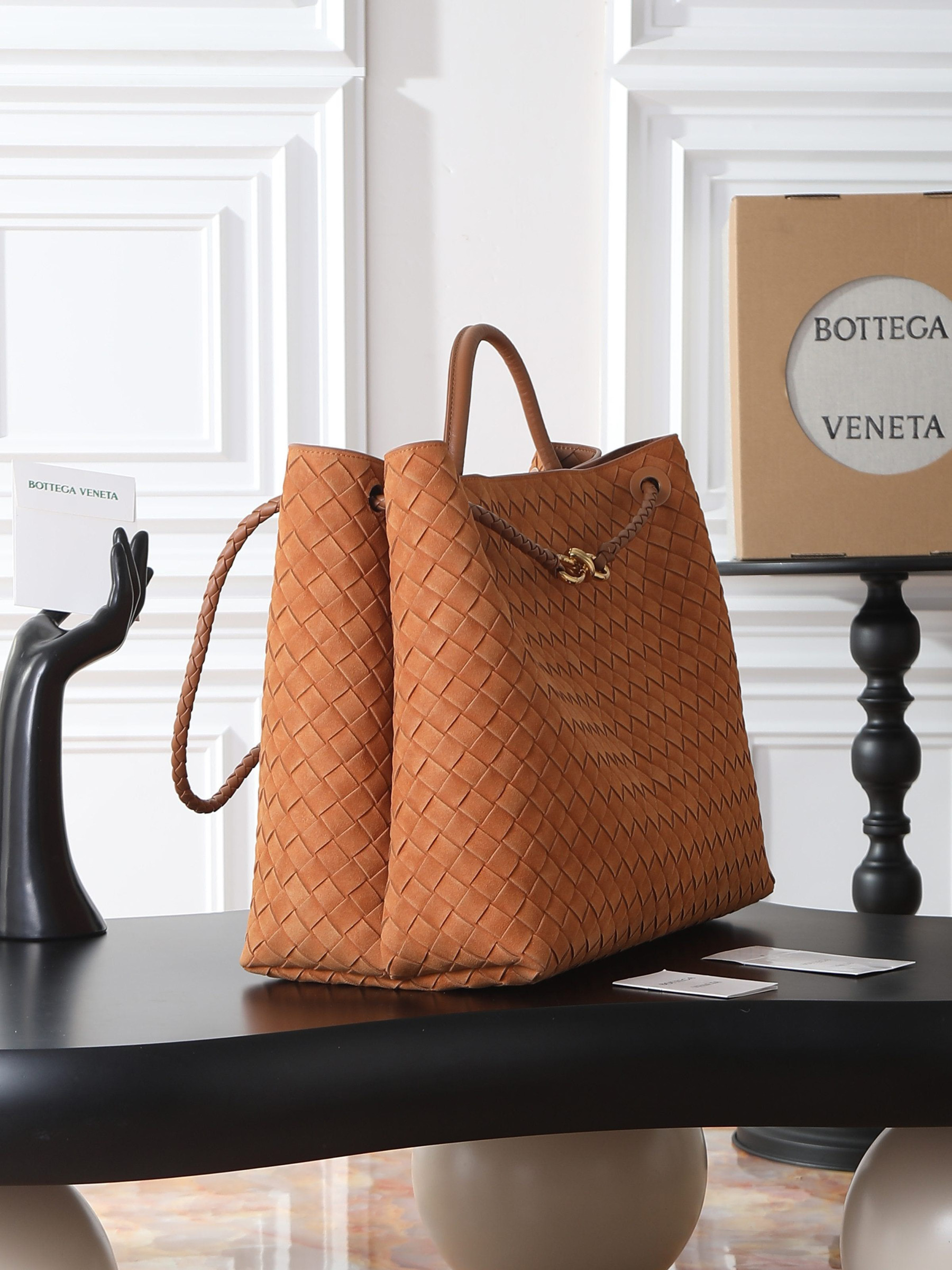 Bottega Veneta Large Andiamo 42x18x35cm