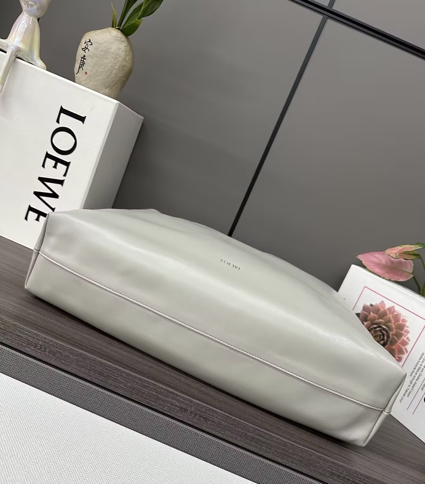 Loewe Flamenco 26X41X9cm