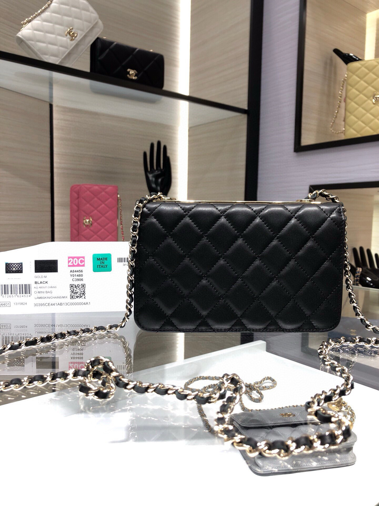 Chanel WOC Trendy CC Wallet On Chain 19x12x3.5cm