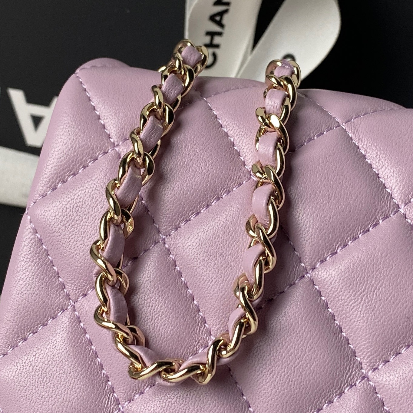 Chanel Classic Flap Handbag CF AS5756 14.5x23.5x7cm
