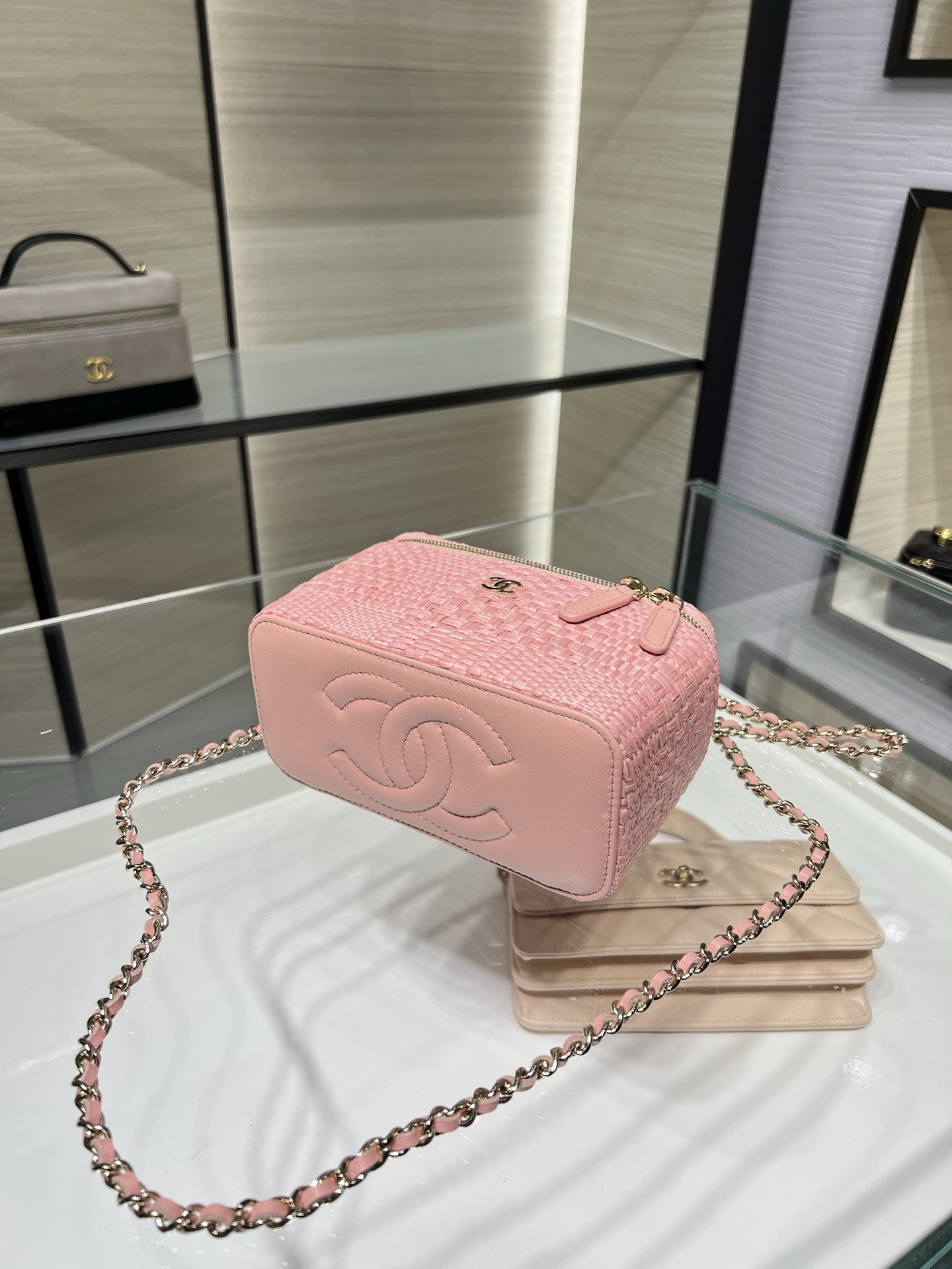 Chanel Classic Long Vanity with Chain AP1341 10x16x8cm