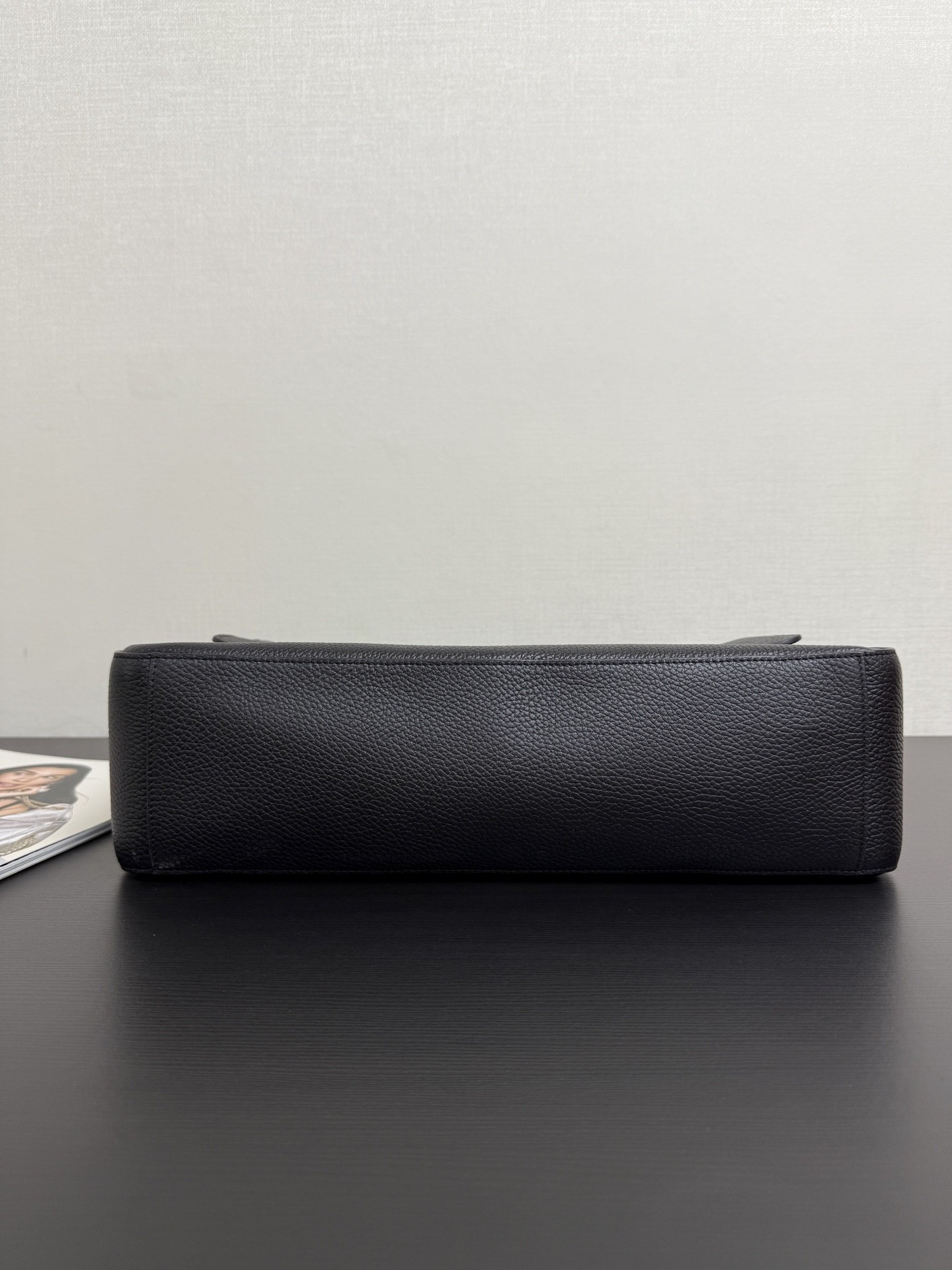 Chanel Maxi Flap Bag AS6233 26x38.5x11cm