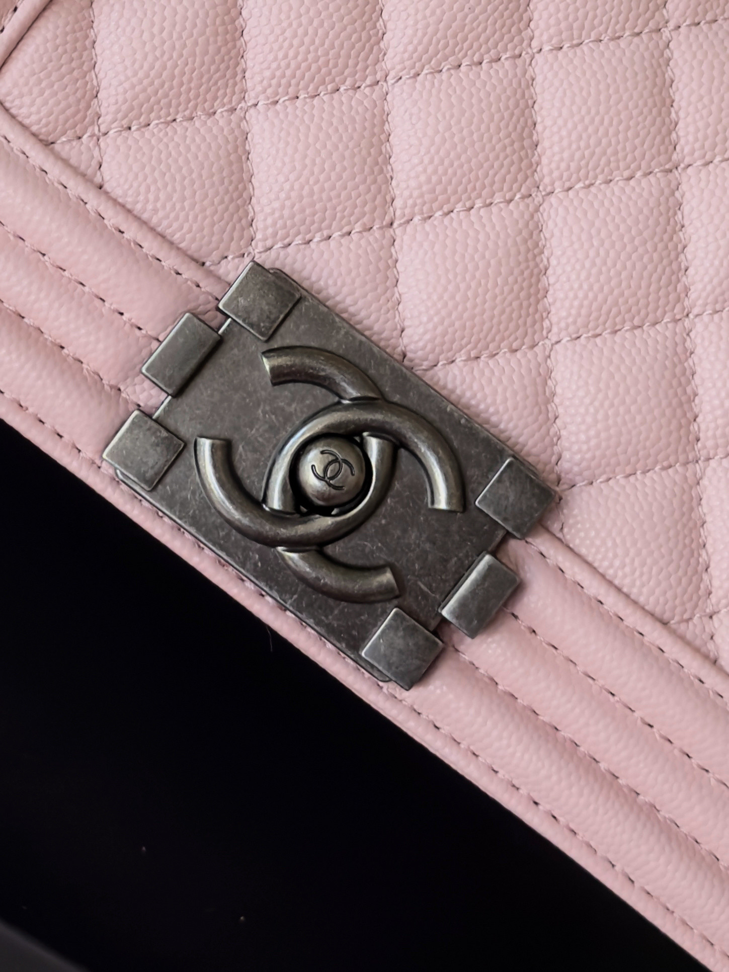 Chanel Boy Handbag 12x20x7cm