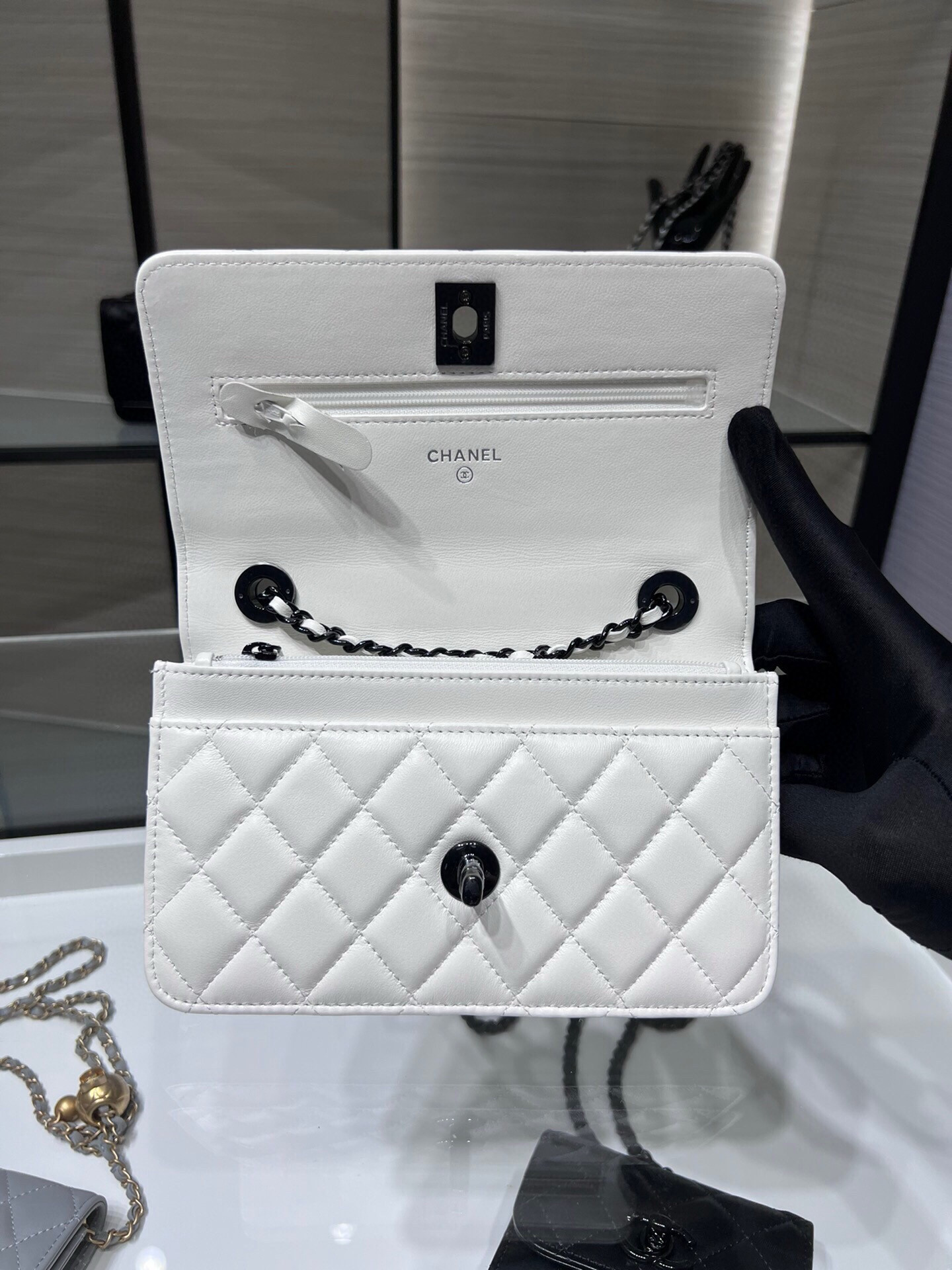 Chanel WOC Trendy CC Wallet On Chain 19x12x3.5cm