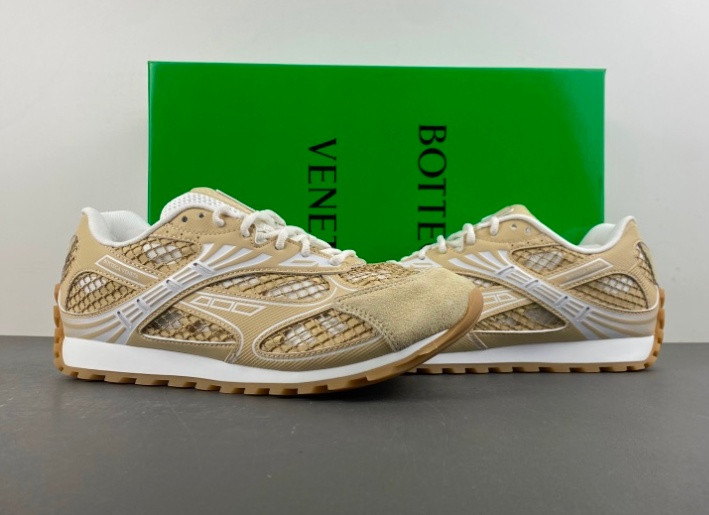 ua b0tt*ga Ven*ta orbit sneaker
