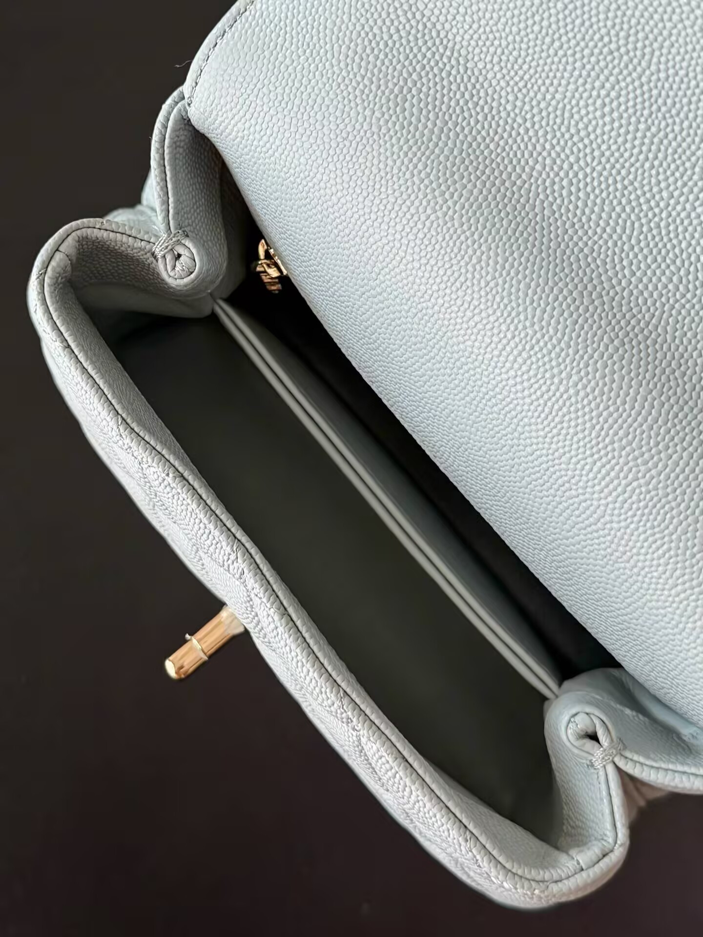 CHANEL mini coco handle 13x19x9cm