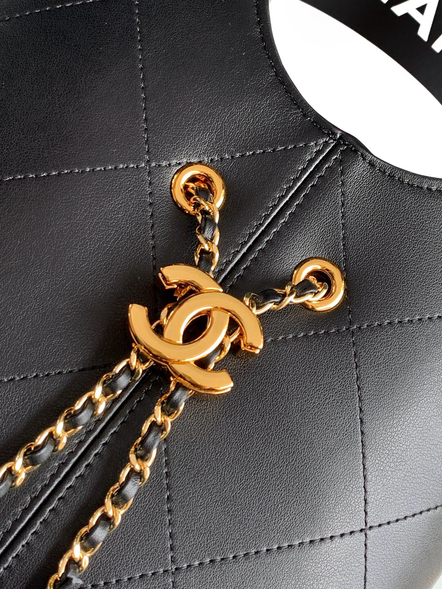 Chanel Small Shopping Bag 27.5x21x10cm