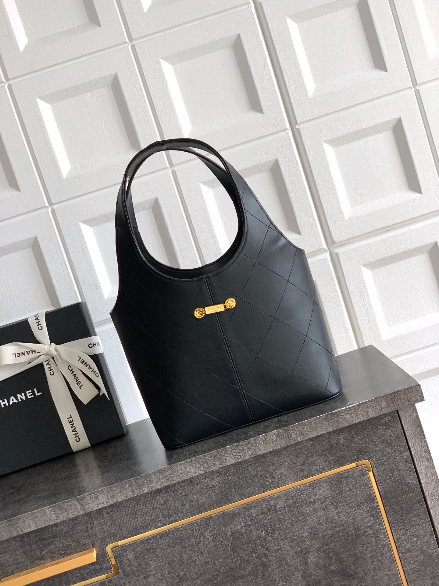 Chanel Shopping Bag AS6108 35x27x13cm