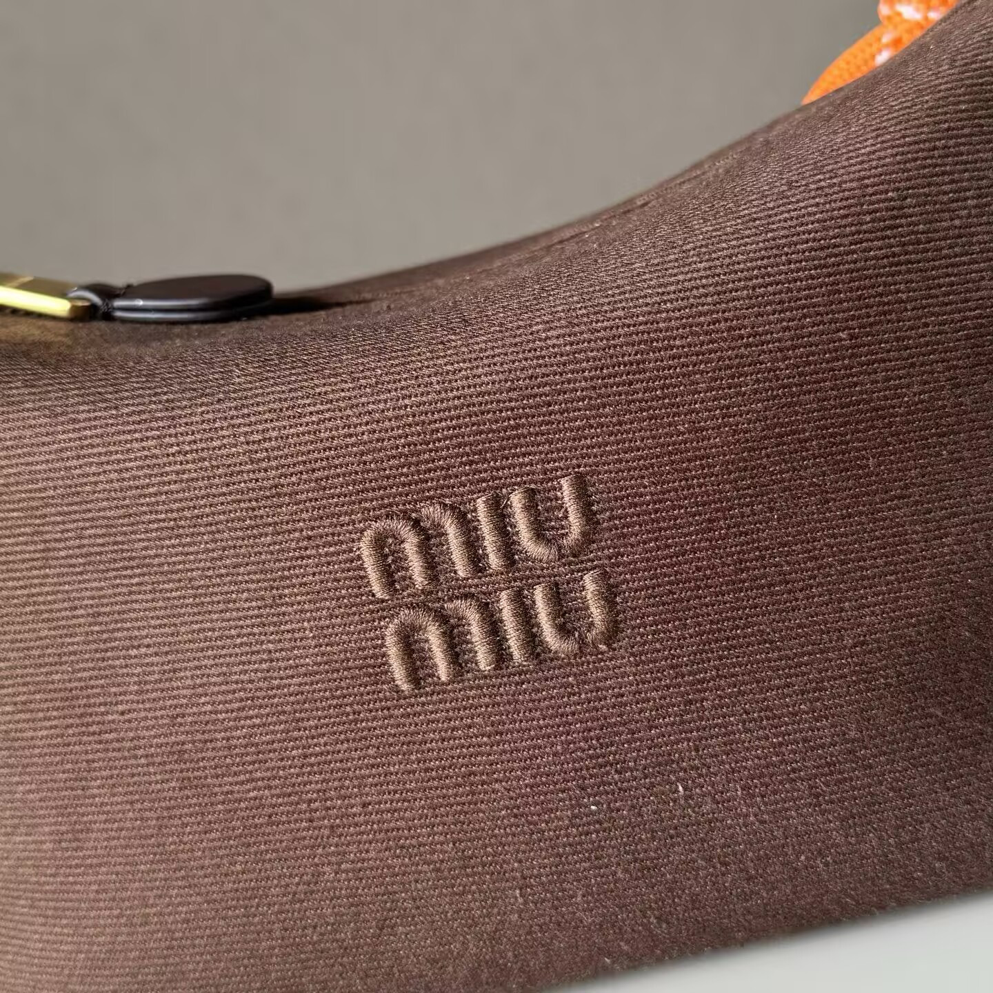 Miu Miu Gabardine pouch 14x18.5x10cm